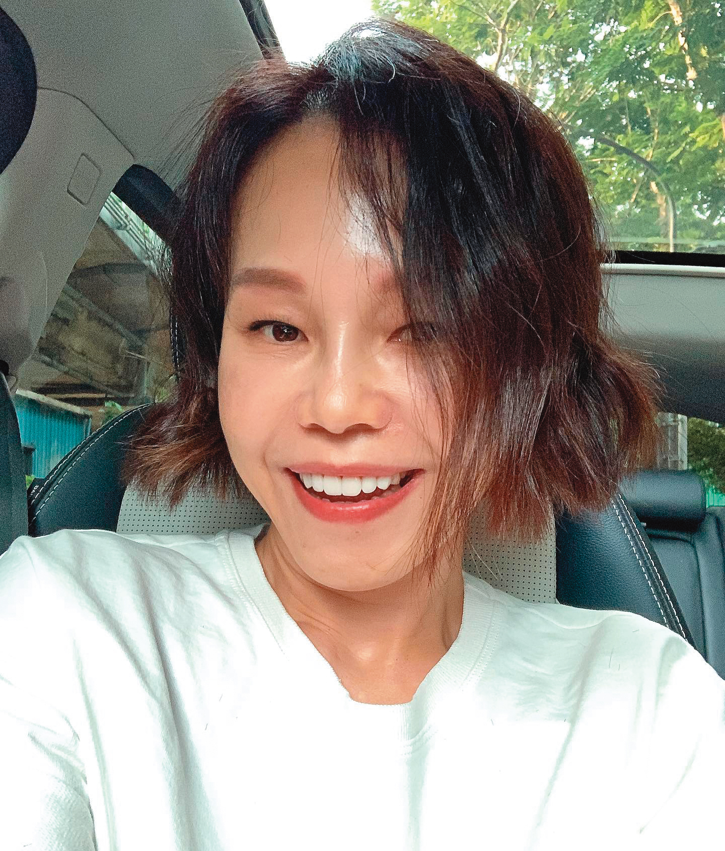 彭佳慧先被拍到小16歲精壯男友,但一開始不肯承認。(翻攝彭佳慧臉書)