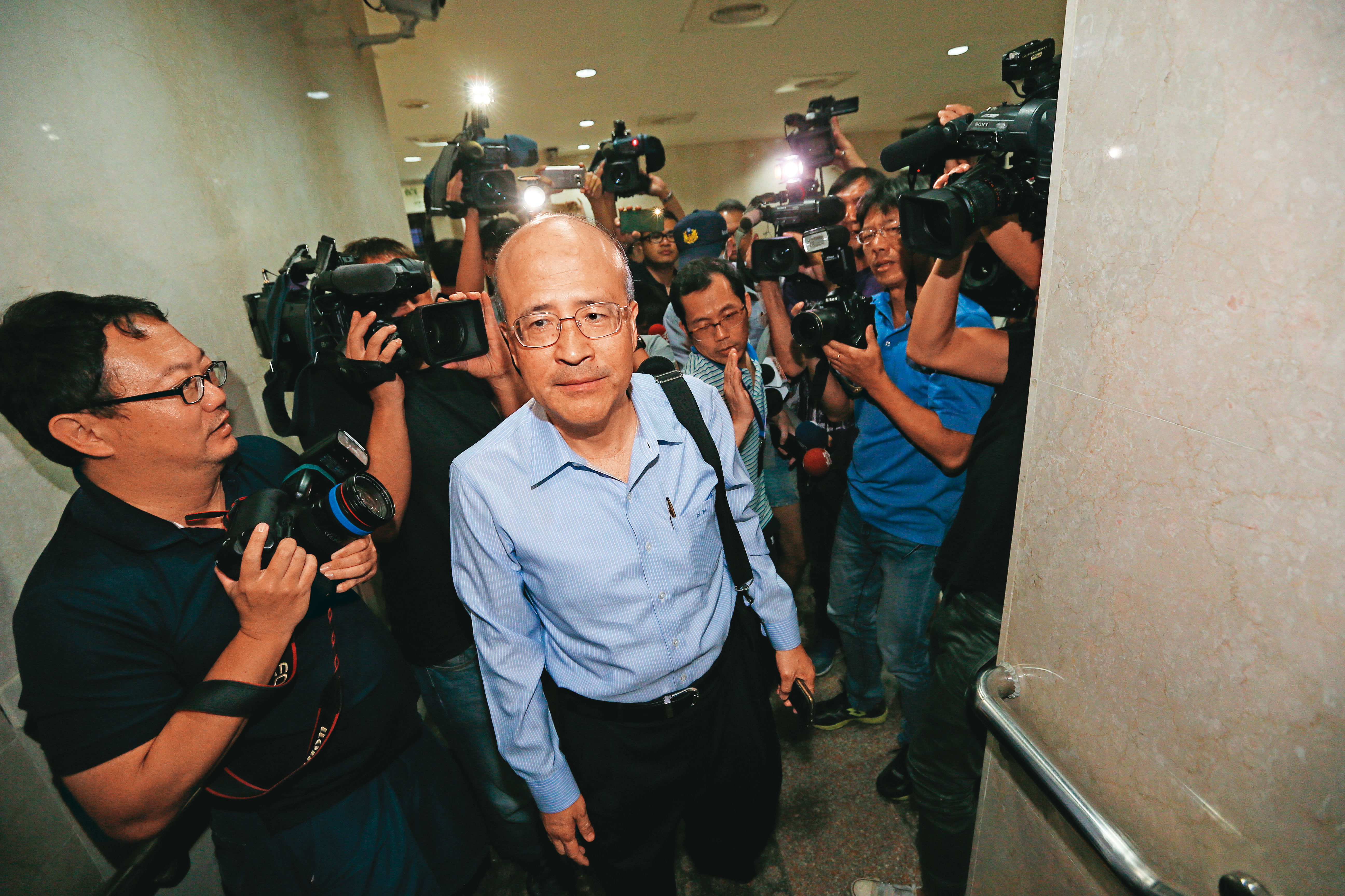 中投前總經理汪海清（圖）曾向黨內高層透露：「三中案的瑕疵，最高機密我不能講，馬主席很清楚，馬主席簽過字、開過會、下過指示…，順藤摸瓜摸上去，馬主席就有事。」