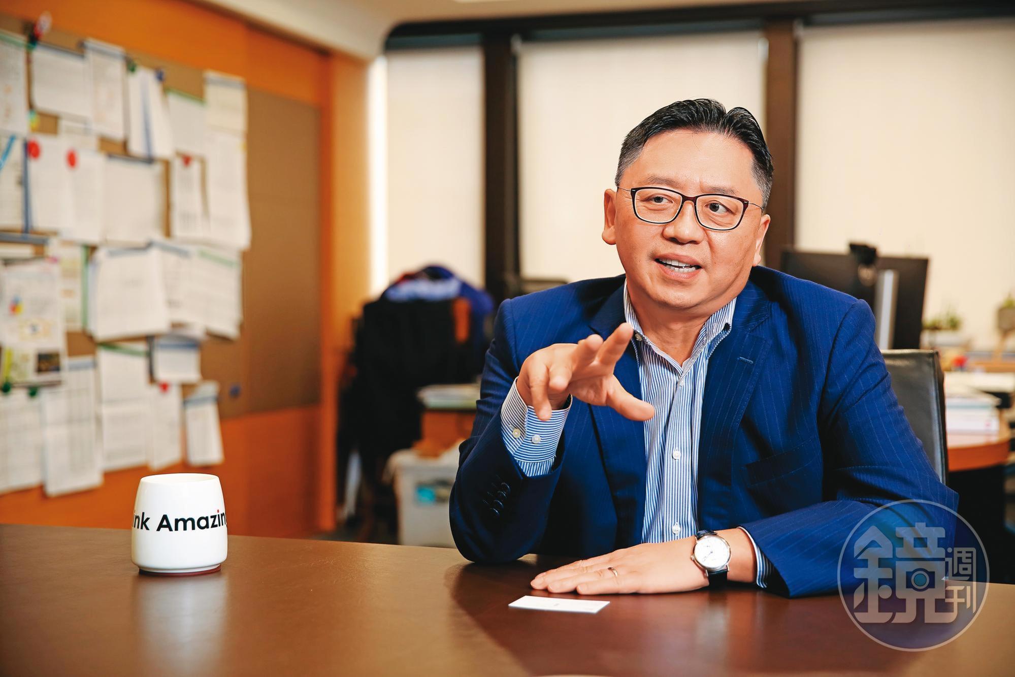 蘇純興4年前曾提出「Think Amazing」思維，面對車業百年變局，他表示現在要改為「Do Amazing」，直接做了再說。