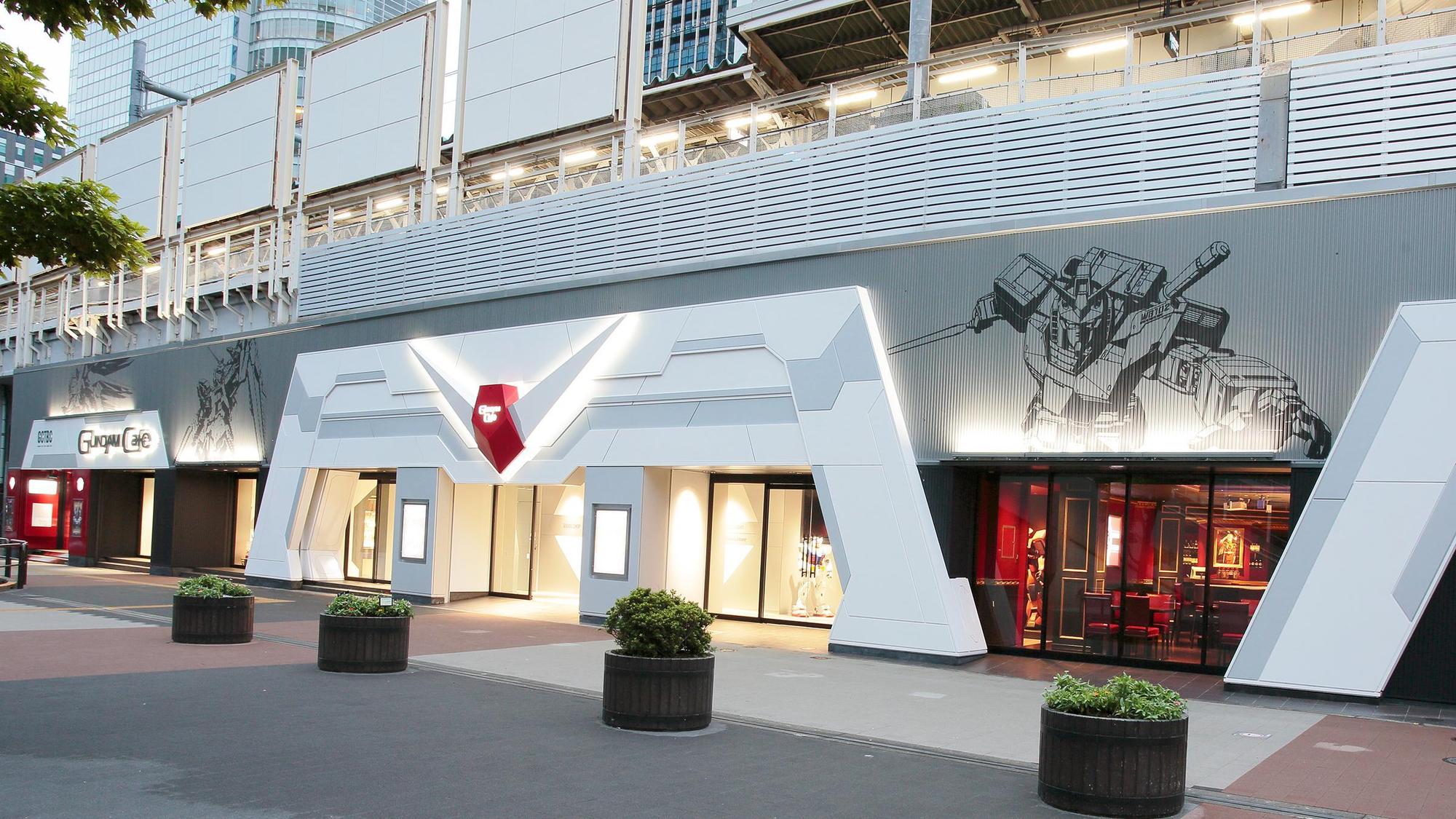 位於秋葉原的GUNDAM Cafe TOKYO BRAND CORE，去年才擴大規模，今年就宣布將結束營運。（翻攝自GUNDAM Café官網）