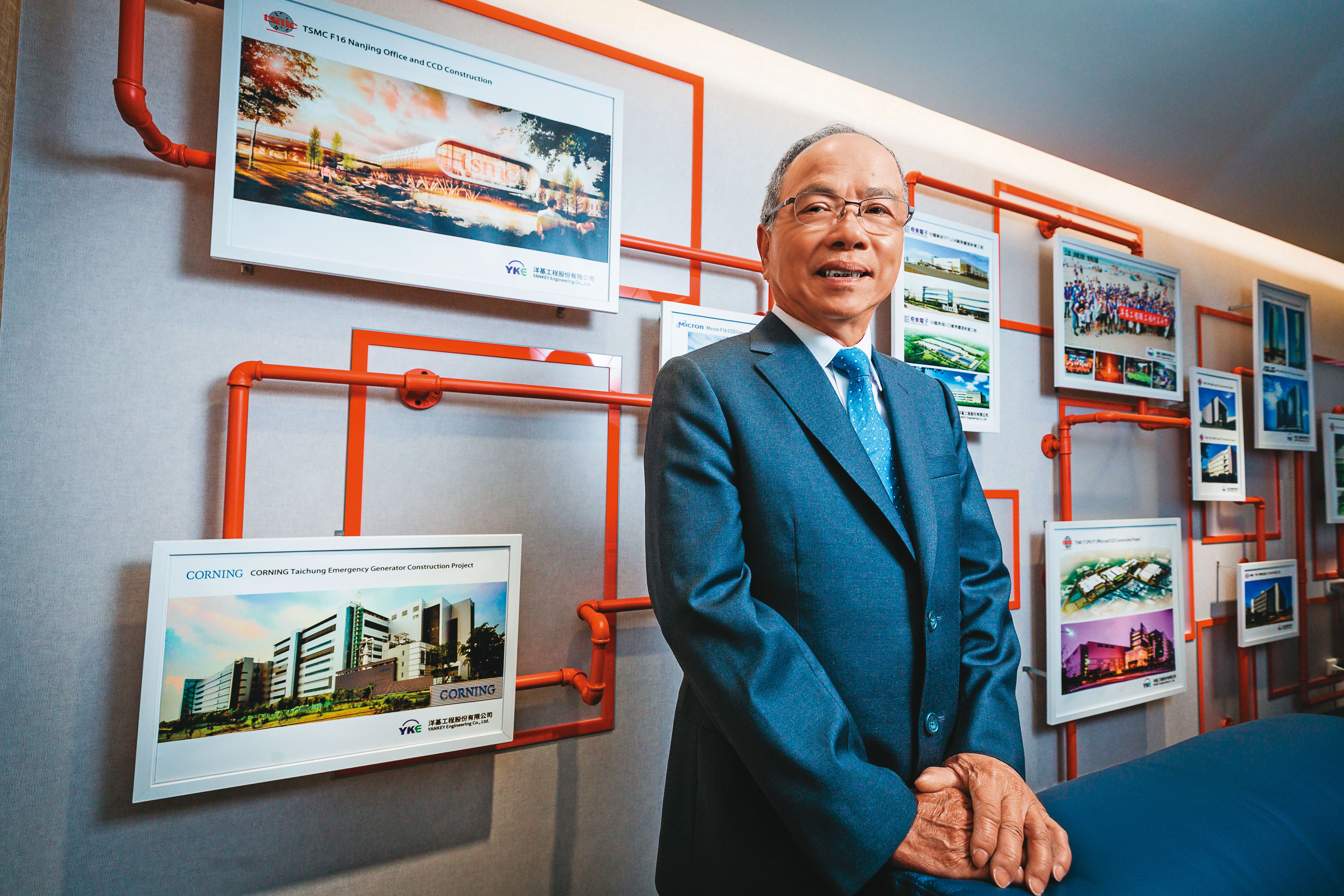 賴有忠從食品冷凍工程轉戰電子業無塵室供應商，搭著高科技業擴廠的翅膀，今年前3季業績已超過去年全年。