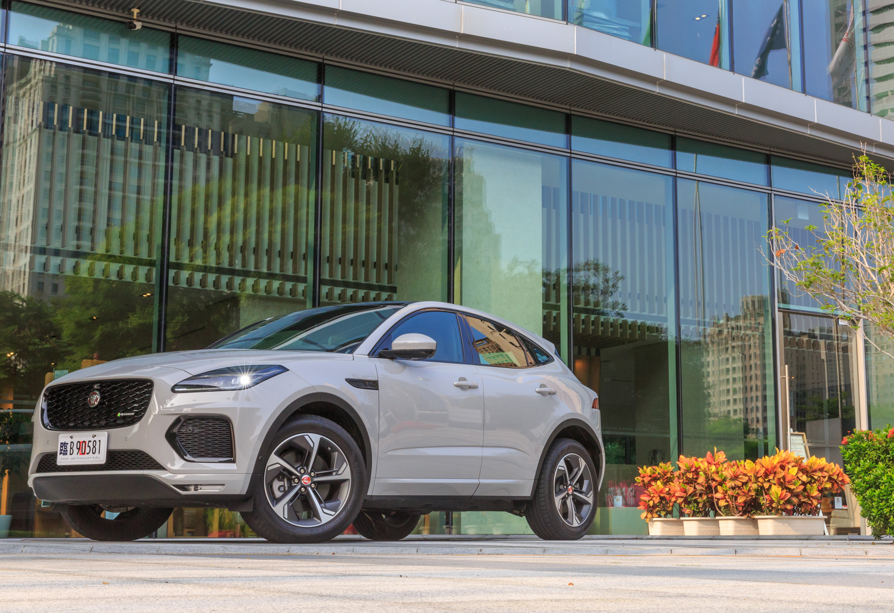 【鏡試駕】熊心豹膽！JAGUAR E-Pace P250 R-Dynamic SE