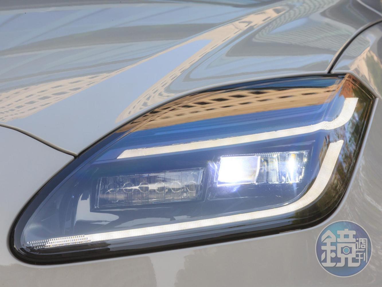 試駕車進階標配全新設計的Double J造型LED日間行車燈，並選配高解析度Pixel LED燈組。