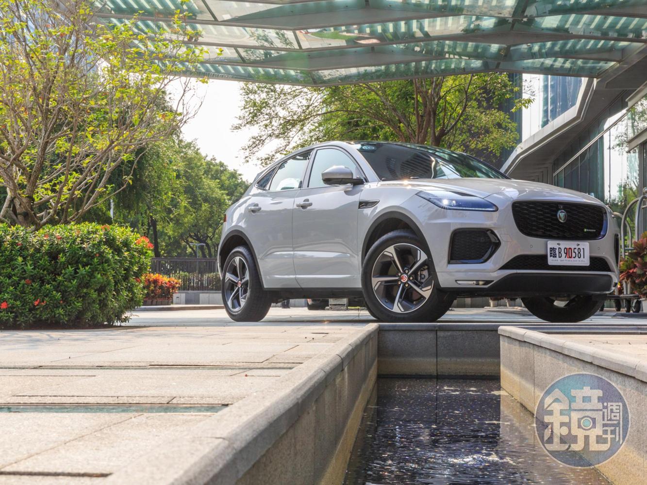 JAGUAR E-Pace P250 R-Dynamic SE