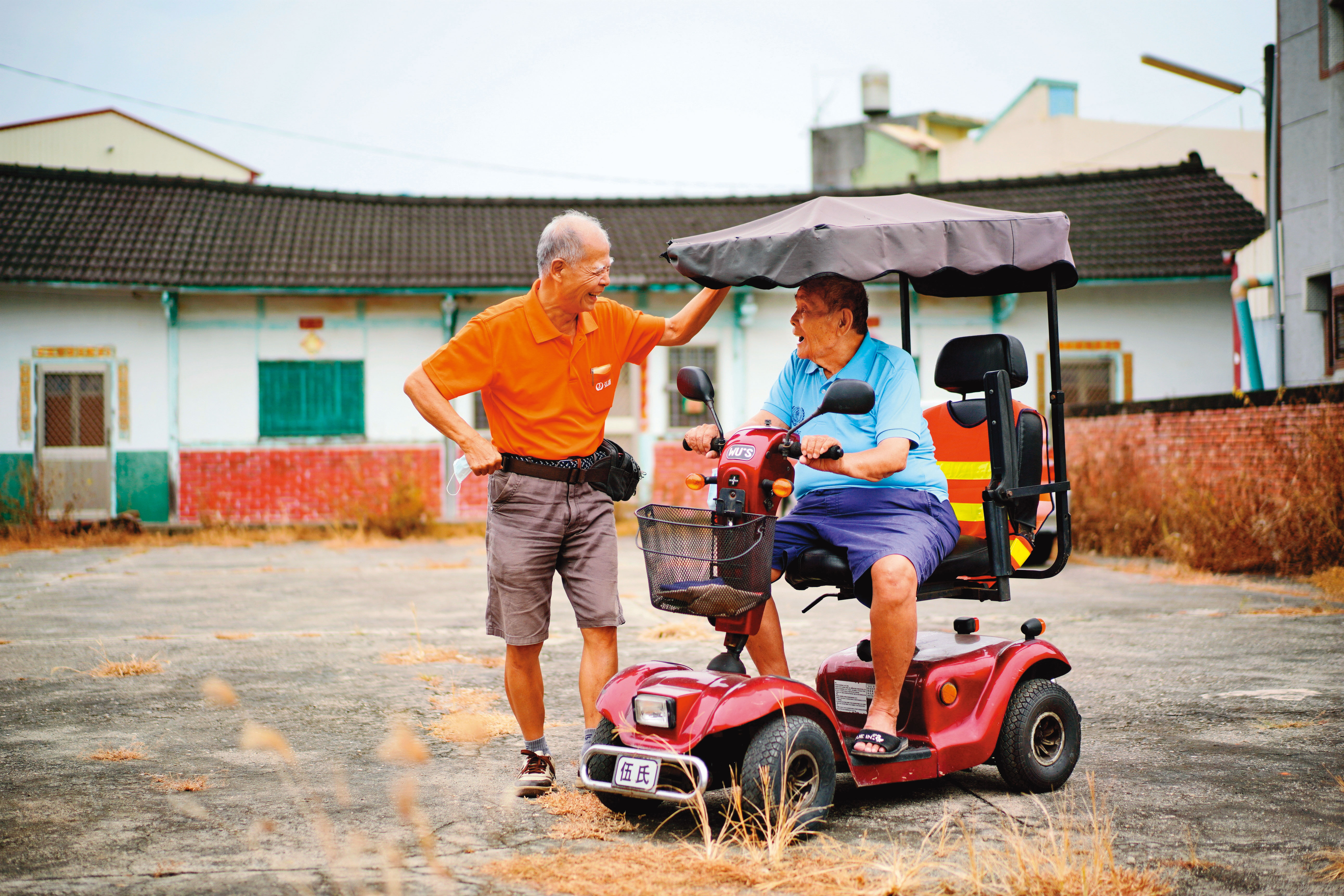 嘉義縣是全台灣老化指數最高的地方，2020年底，全台平均老化指數127.8，嘉義縣是226.05。