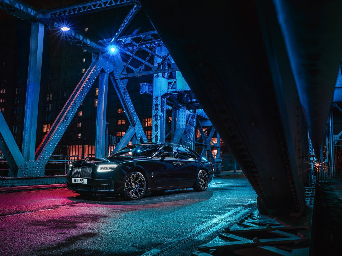 6.75升V12引擎為Black Badge Ghost提供600匹澎湃動力,與超強扭力900牛/米。