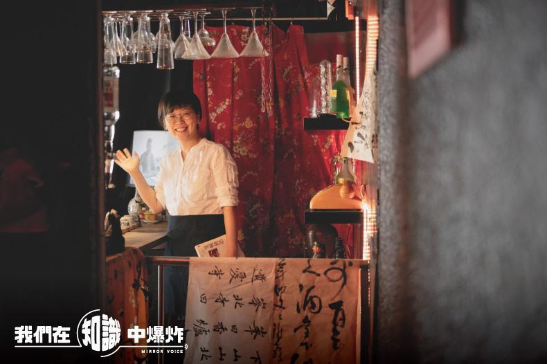 張潔平特別在乎的事，都是跟人有關的事。即使是做研究時聽音樂，也不能聽大自然的聲音，她需要人的創作。她說，自己好像滿需要人間煙火氣。（鏡好聽提供）