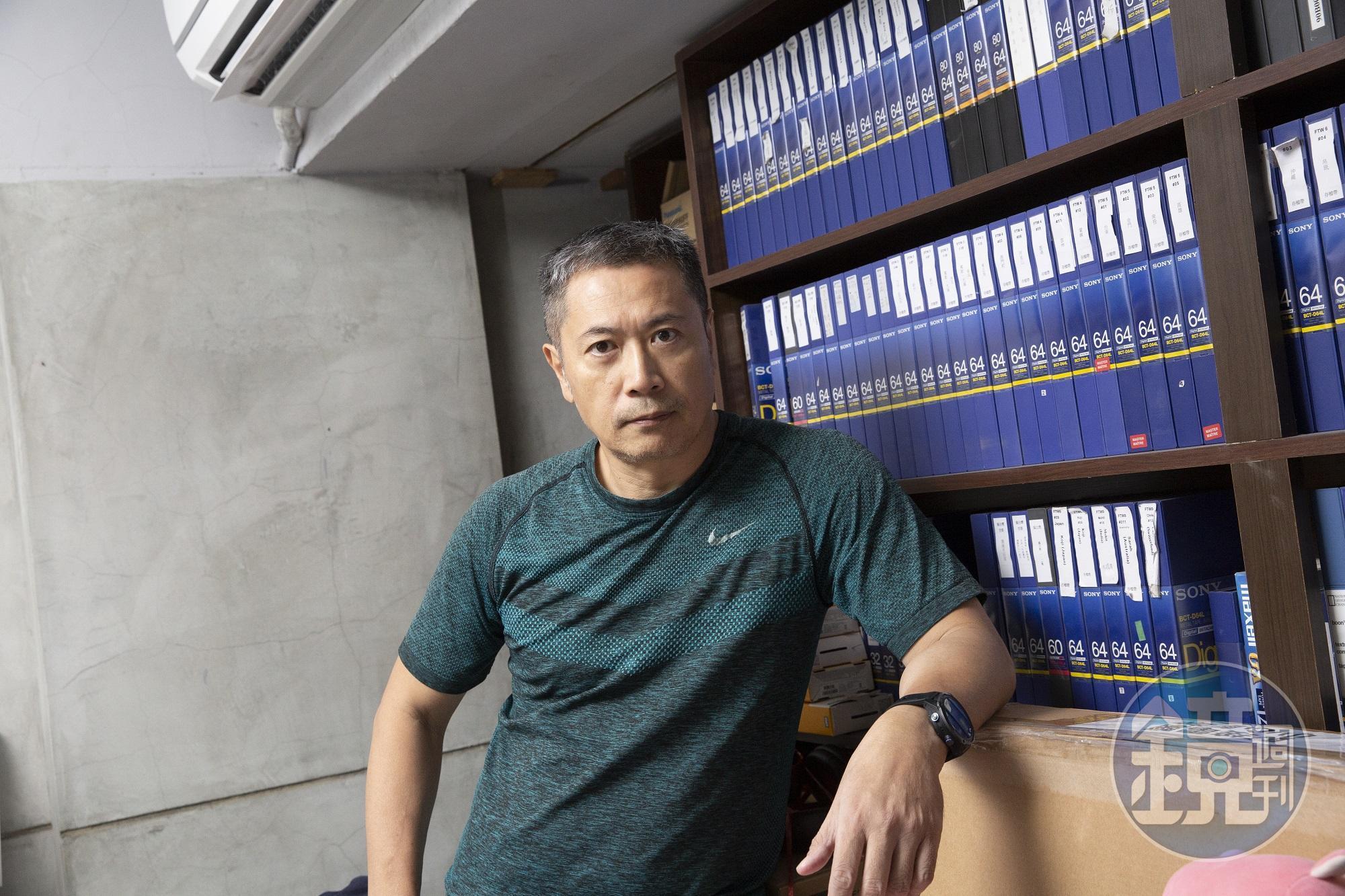 李景白35歲起成立公司當製作人,20多年來製作《瘋台灣》《水下三十米》等招牌節目。