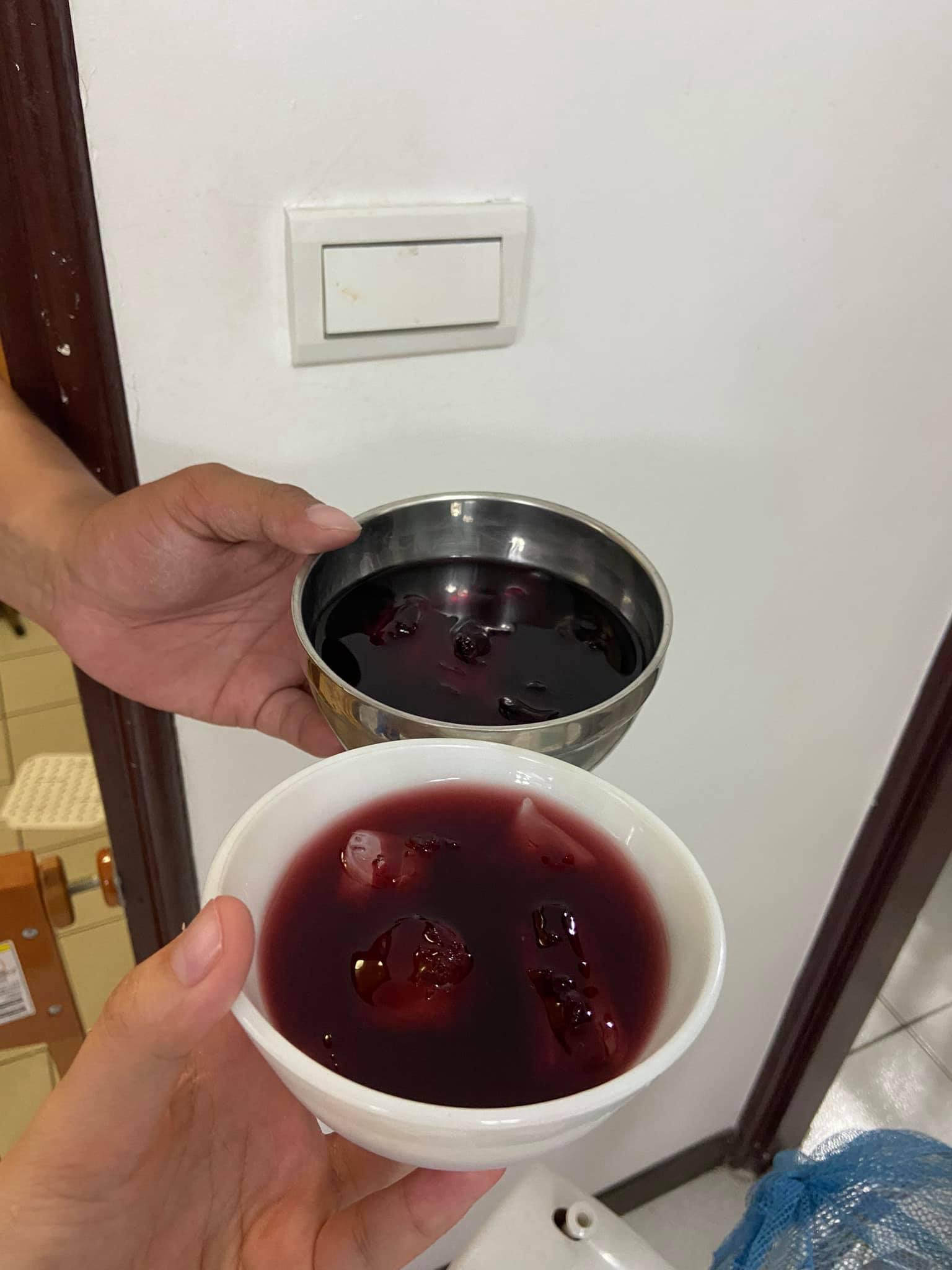 一名網友想用紅酒增添情趣,沒想到老公竟直接用碗裝,讓她大嘆超掃興。(翻攝自爆廢公社公開版臉書)