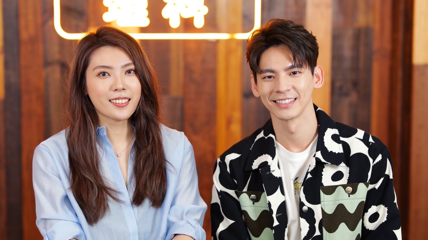 林柏宏為宣傳影集《2049》和理科太太對談。（理科太太提供）