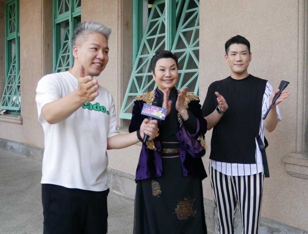 《娛樂超skr》在《孟婆客棧》拍攝期間直擊訪問總製作人唐美雲。（民視提供）