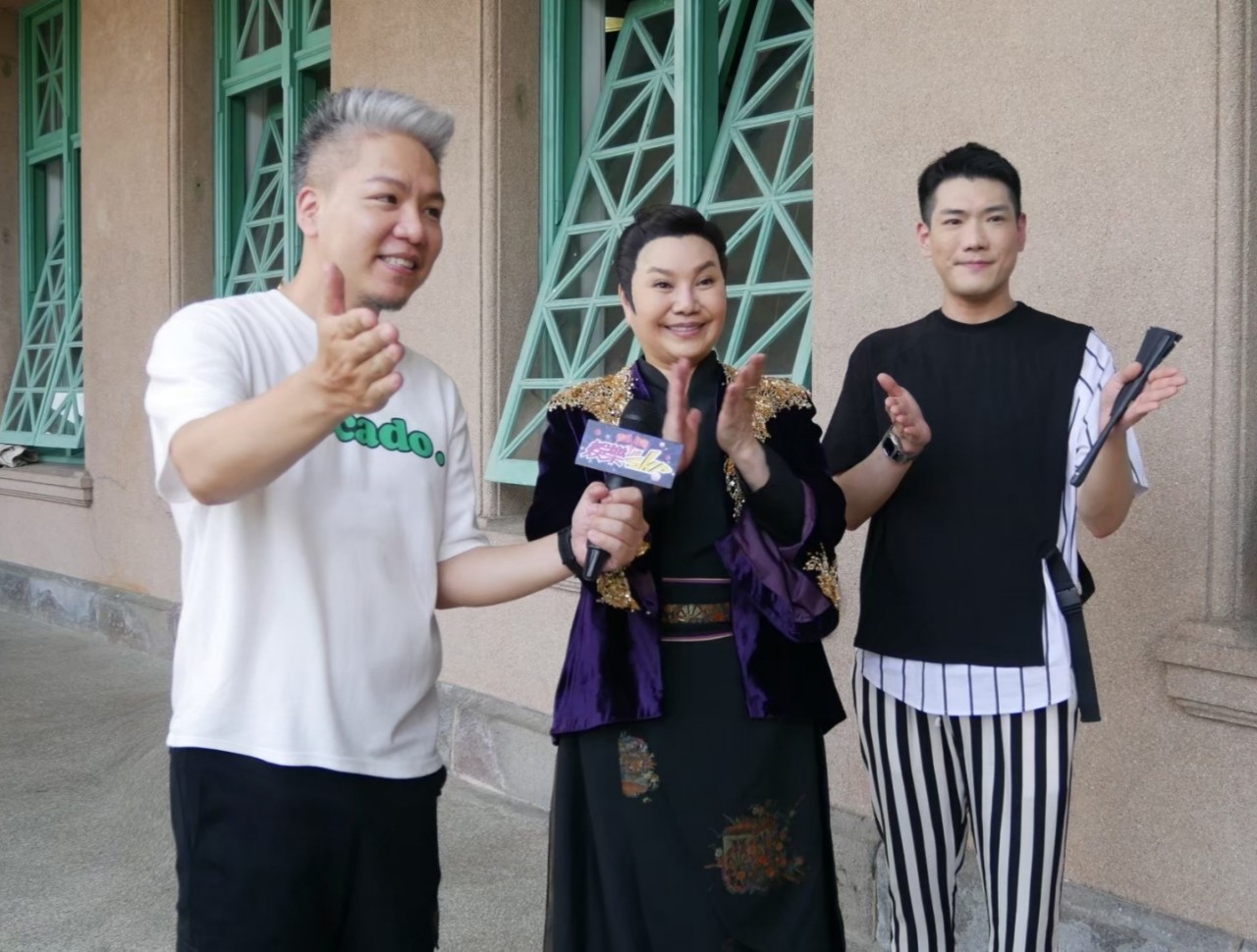 《娛樂超skr》在《孟婆客棧》拍攝期間直擊訪問總製作人唐美雲。（民視提供）