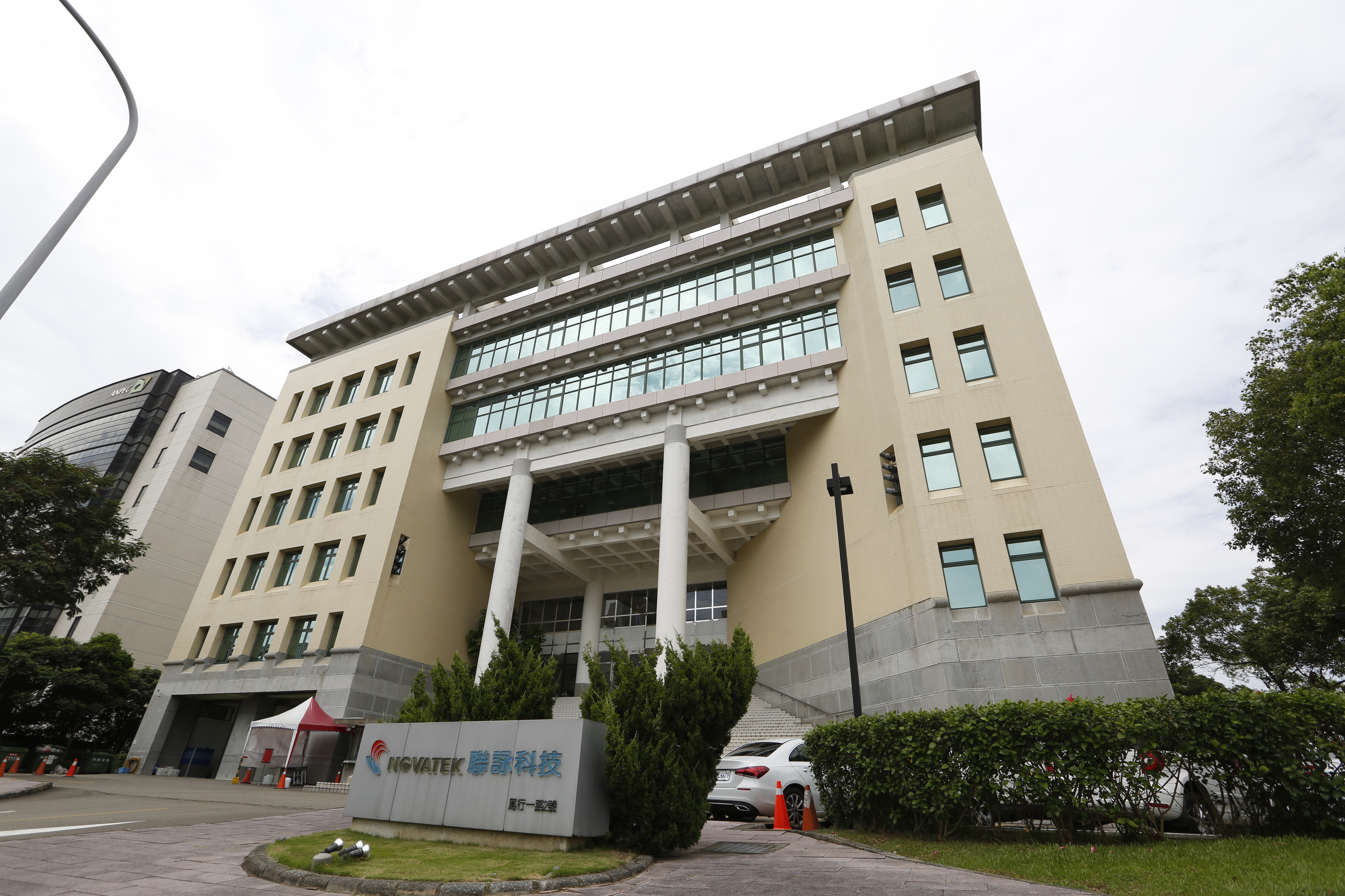 聯詠第三季財報表現亮眼，有美系外資調高目標價至700元。 （本刊資料照）