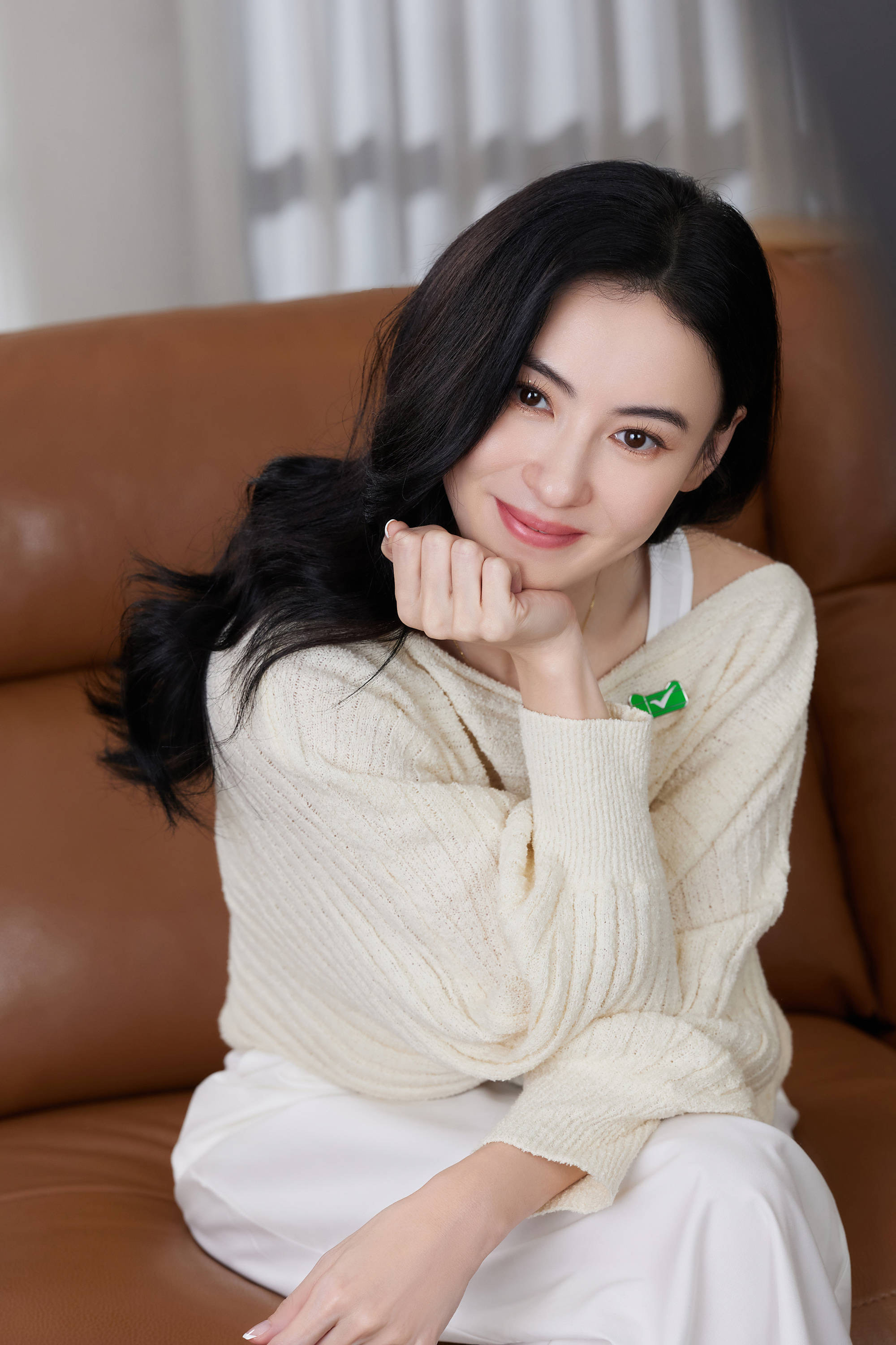 傳張栢芝因《乘風破浪的姐姐2》，成功令人氣再度急升今年收入破億元。（翻攝自張栢芝微博）