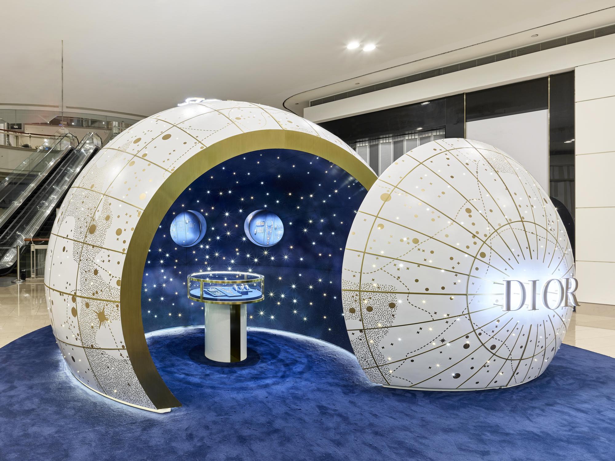 Dior於台北101開設以Lucky Charms幸運星為主題的期間限定店。（Dior提供）