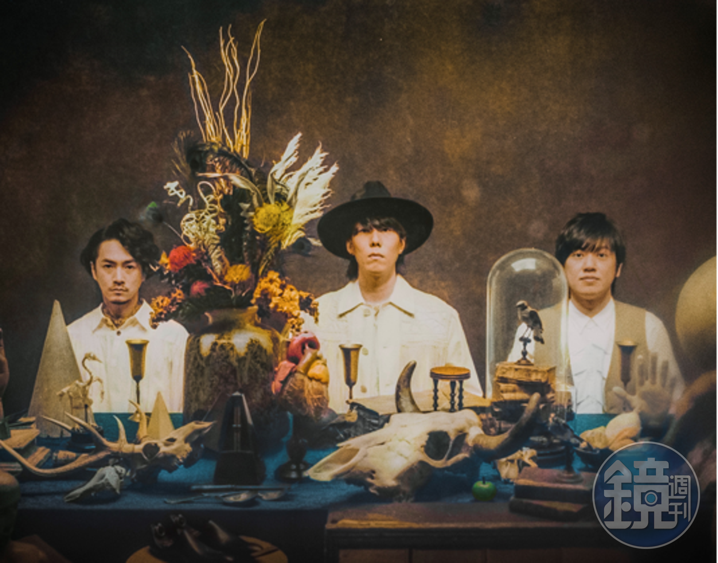 野田洋次郎（中）領軍的RADWIMPS與知名手遊合作，推出新曲《MAKAFUKA》。（voque ting co., ltd提供）