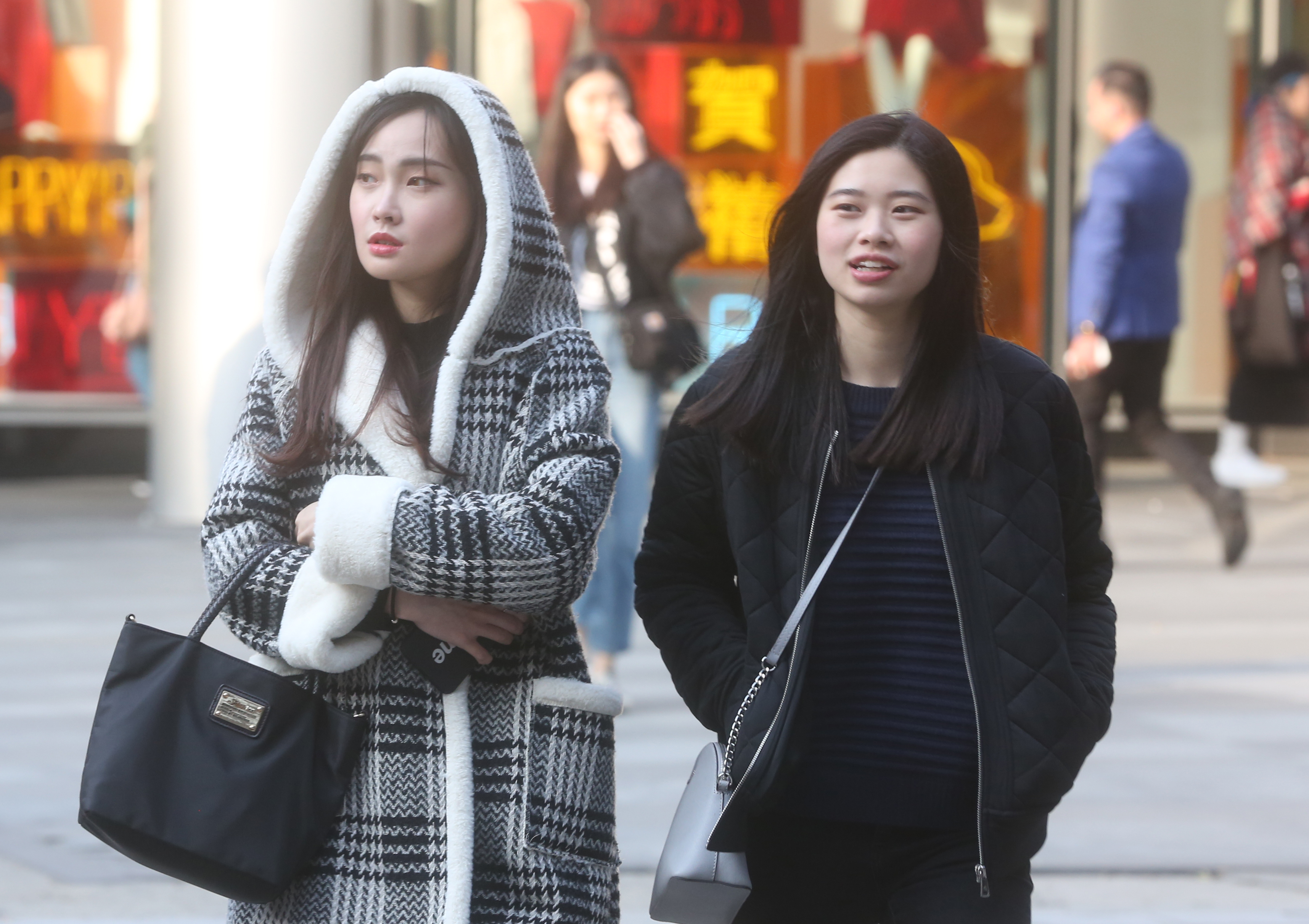 這週將變天，民眾出門需注意保暖。（示意圖，本刊資料照）