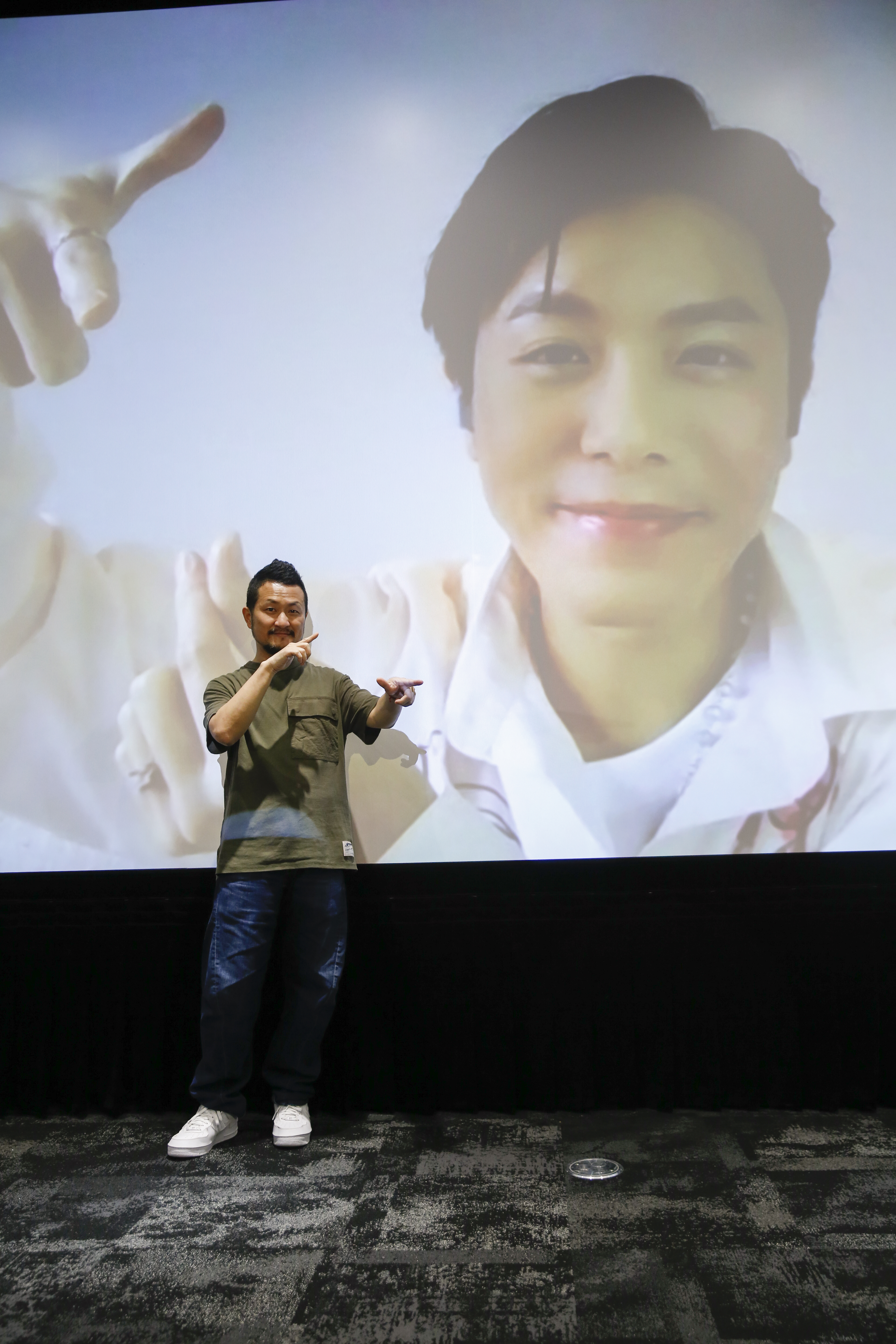 韋禮安為九把刀執導電影《月老》量身打造主題曲〈如果可以〉，今（7日）舉辦MV首映會，人在大陸的他以視訊現身。
