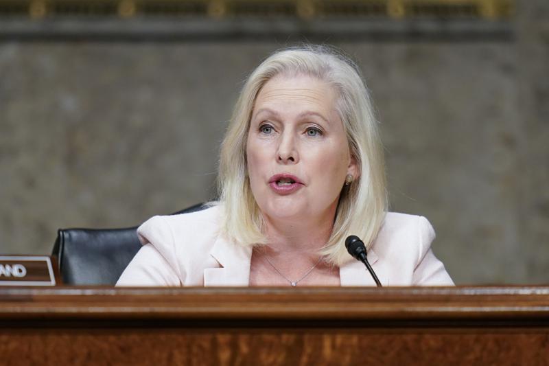 陸天娜證實,是她將兩位參議員的電話號碼透露給梅根。(翻攝SenGillibrand推特)