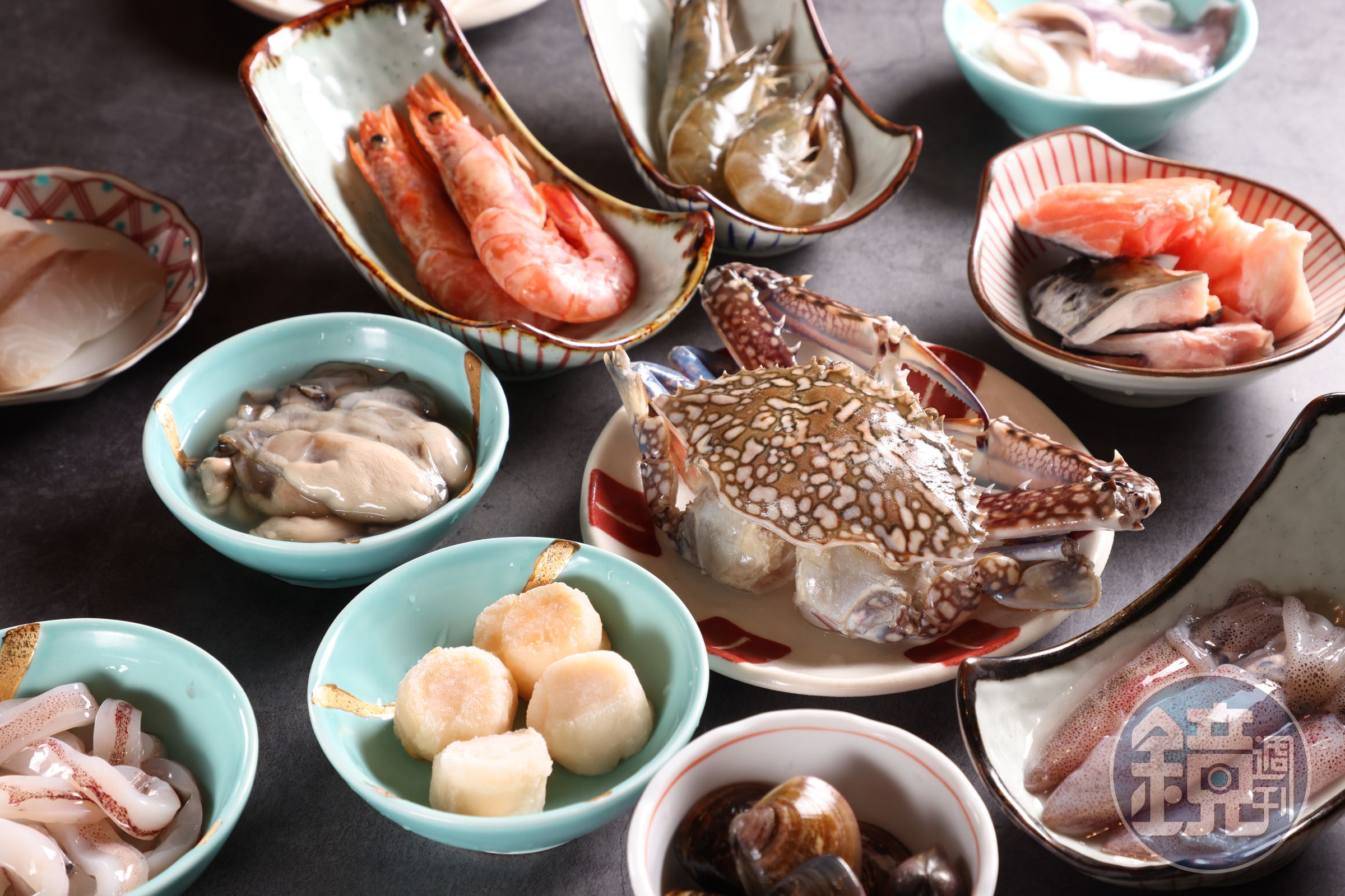 海鮮控不能錯過藍蟹、天使紅蝦、藍鑽蝦、干貝等高級食材。 