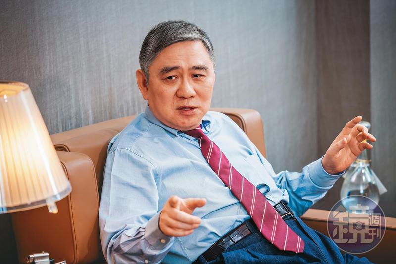 王文洋感念大媽疼愛成立了基金會，長期幫助弱勢家庭的孩童。
