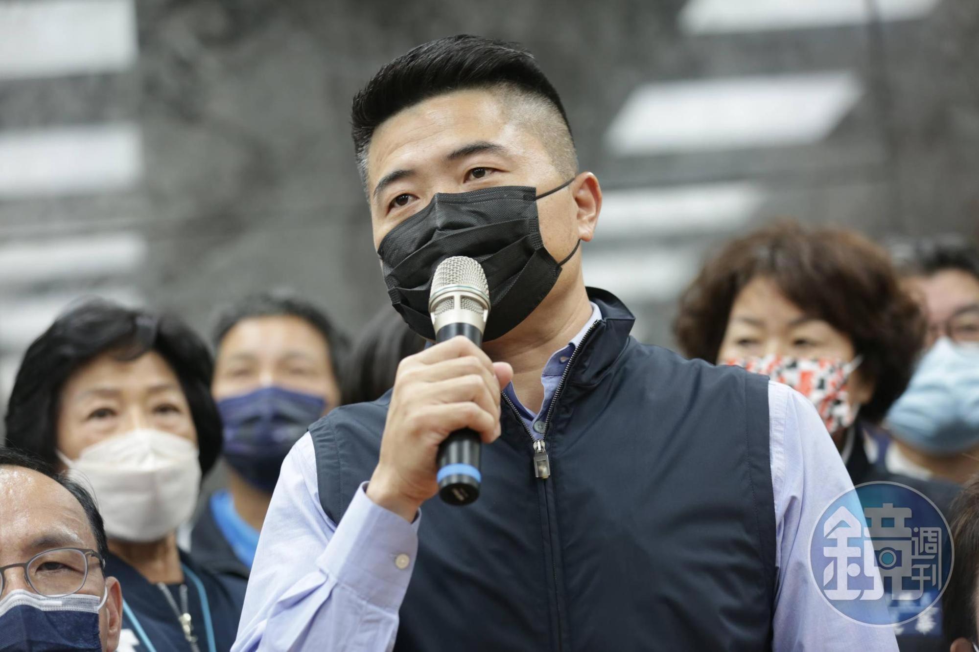 國民黨今(9)日宣布由前立委顏寬恒投入台中市第二選區補選。