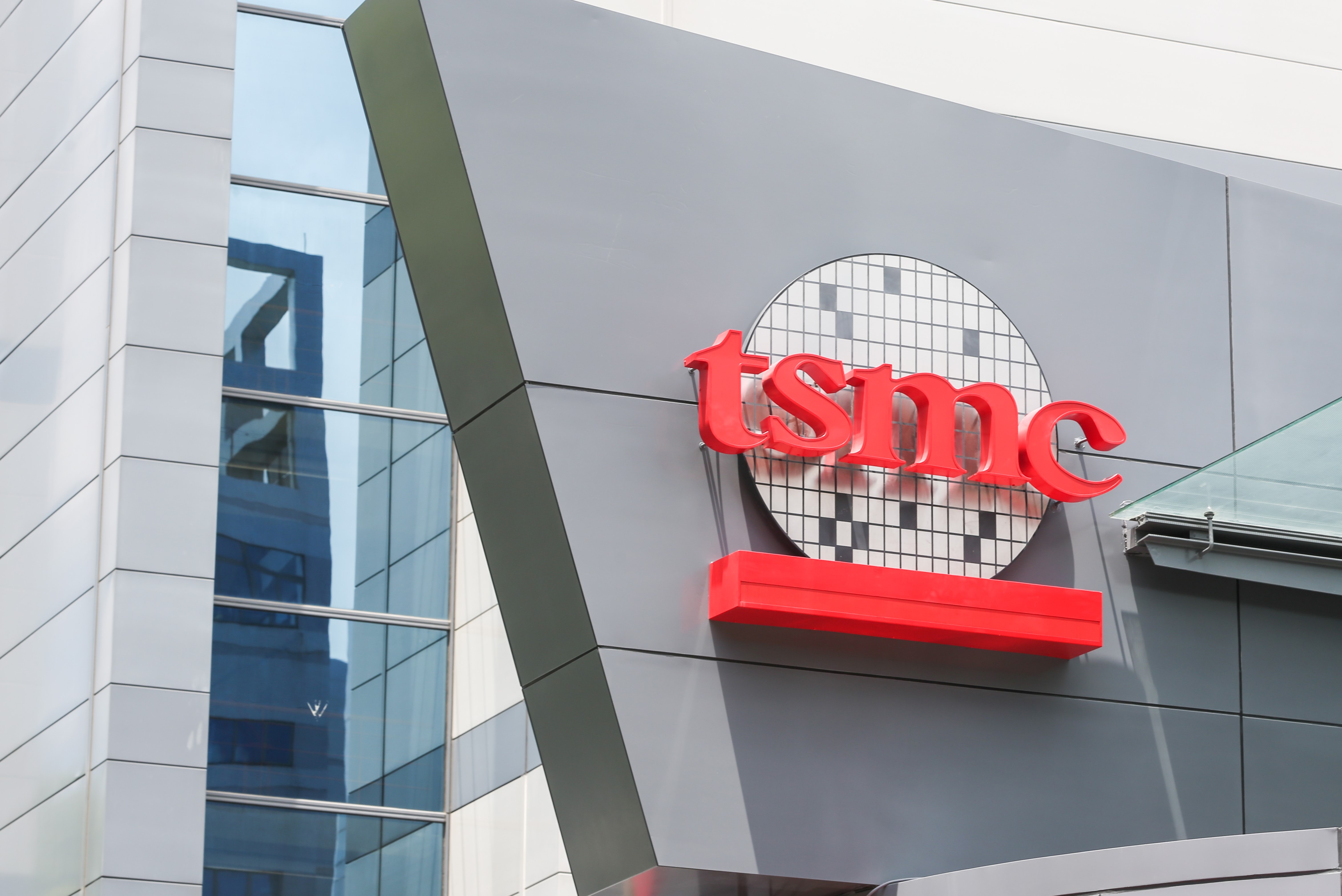 台積電高雄廠環評過關，預計2025年開始量產。