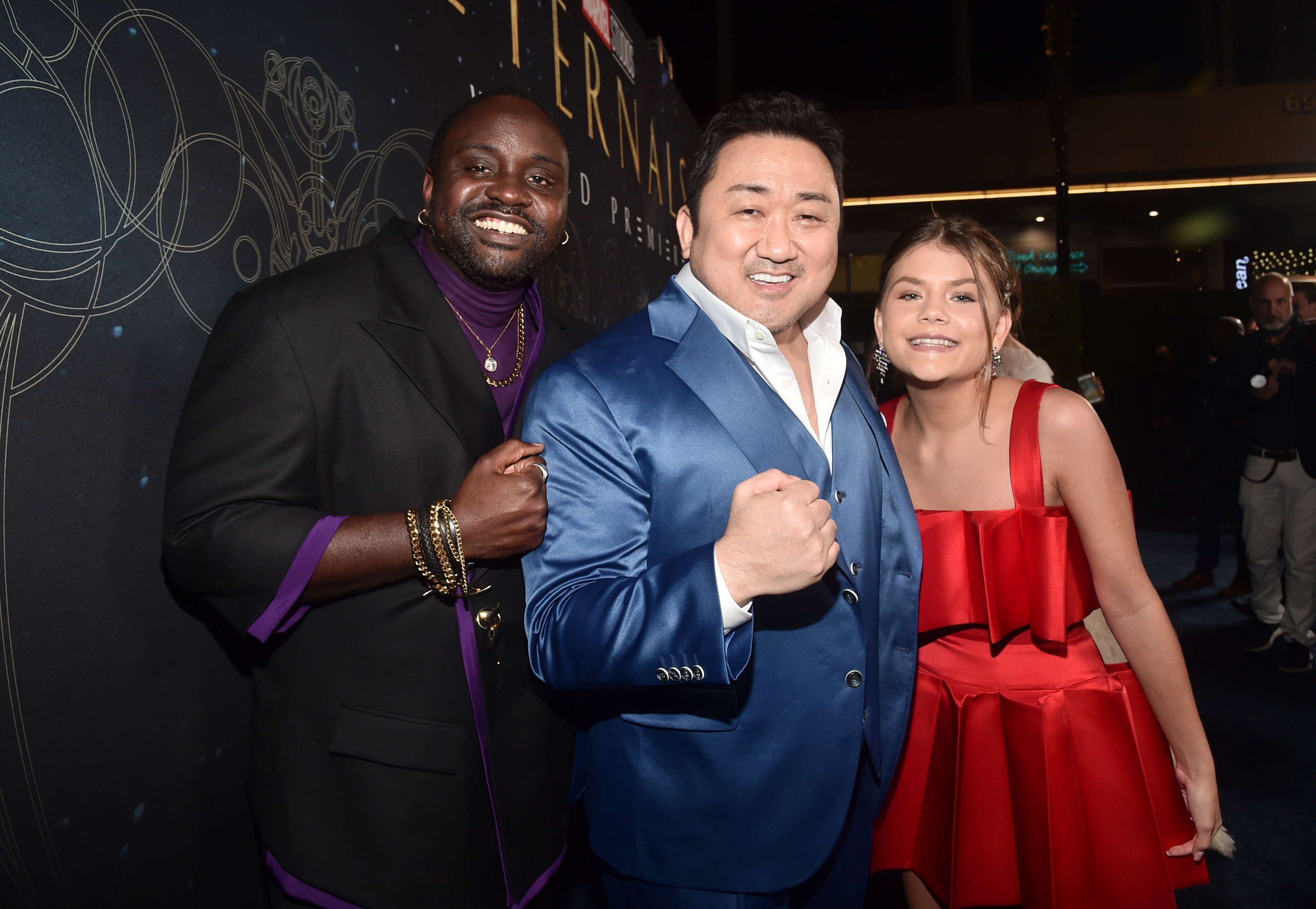 馬東石（中）在《永恆族》中飾演吉爾伽美什。（翻攝自Eternals推特）