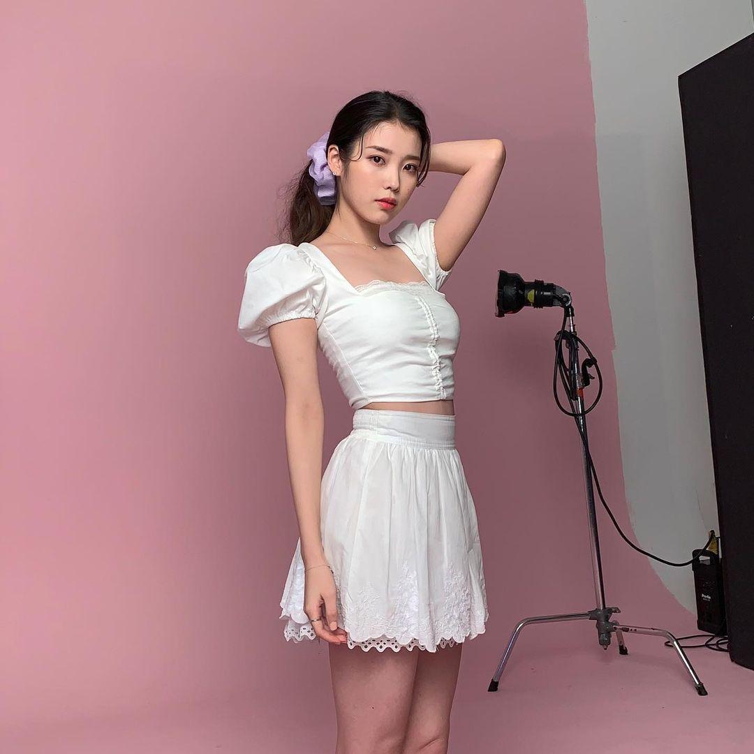 唱歌、演戲都超圈粉的IU入圍本屆MMA最佳女歌手。（翻攝IU IG）