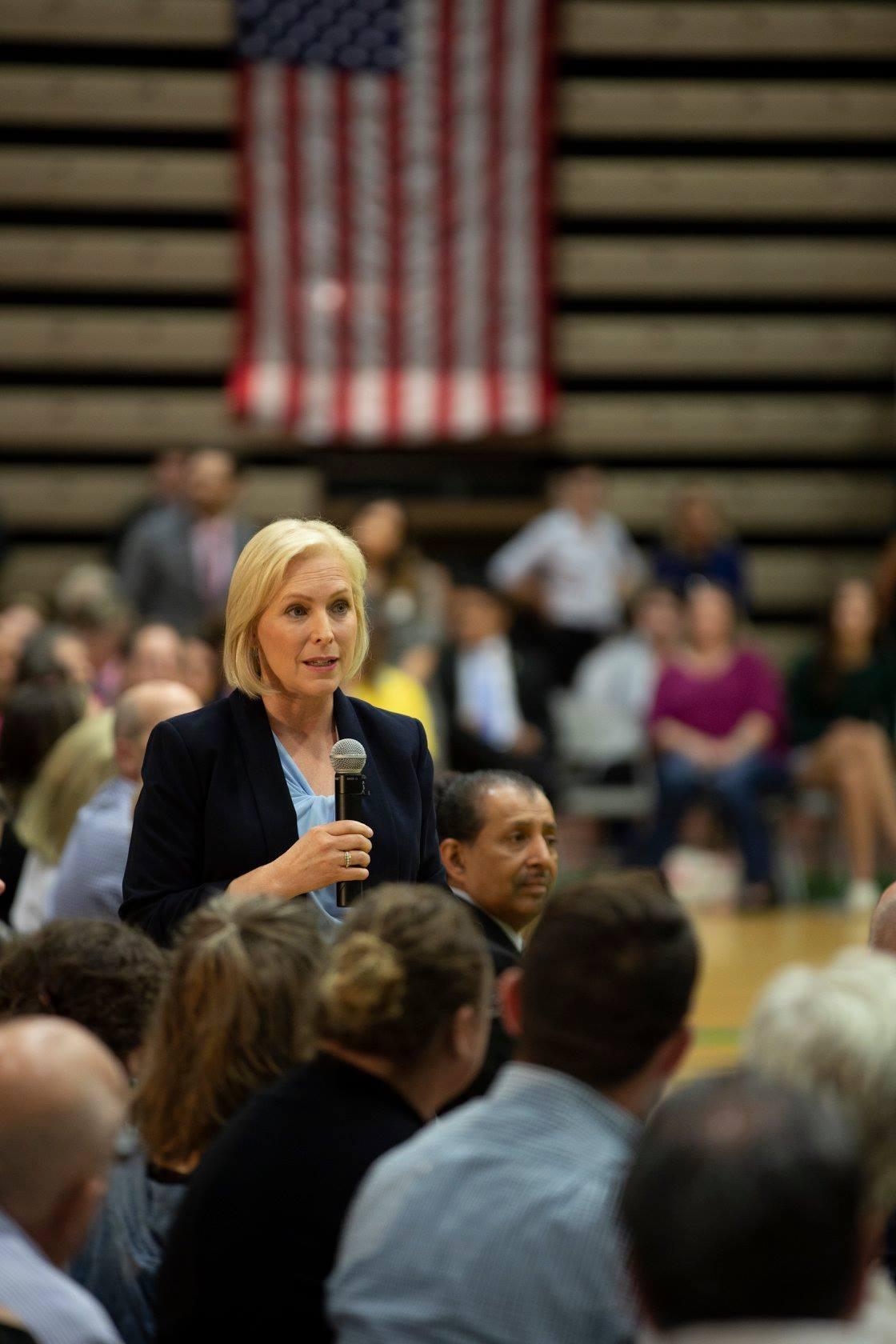 陸天娜是美國民主黨資深議員。（翻攝Kirsten Gillibrand Facebook）