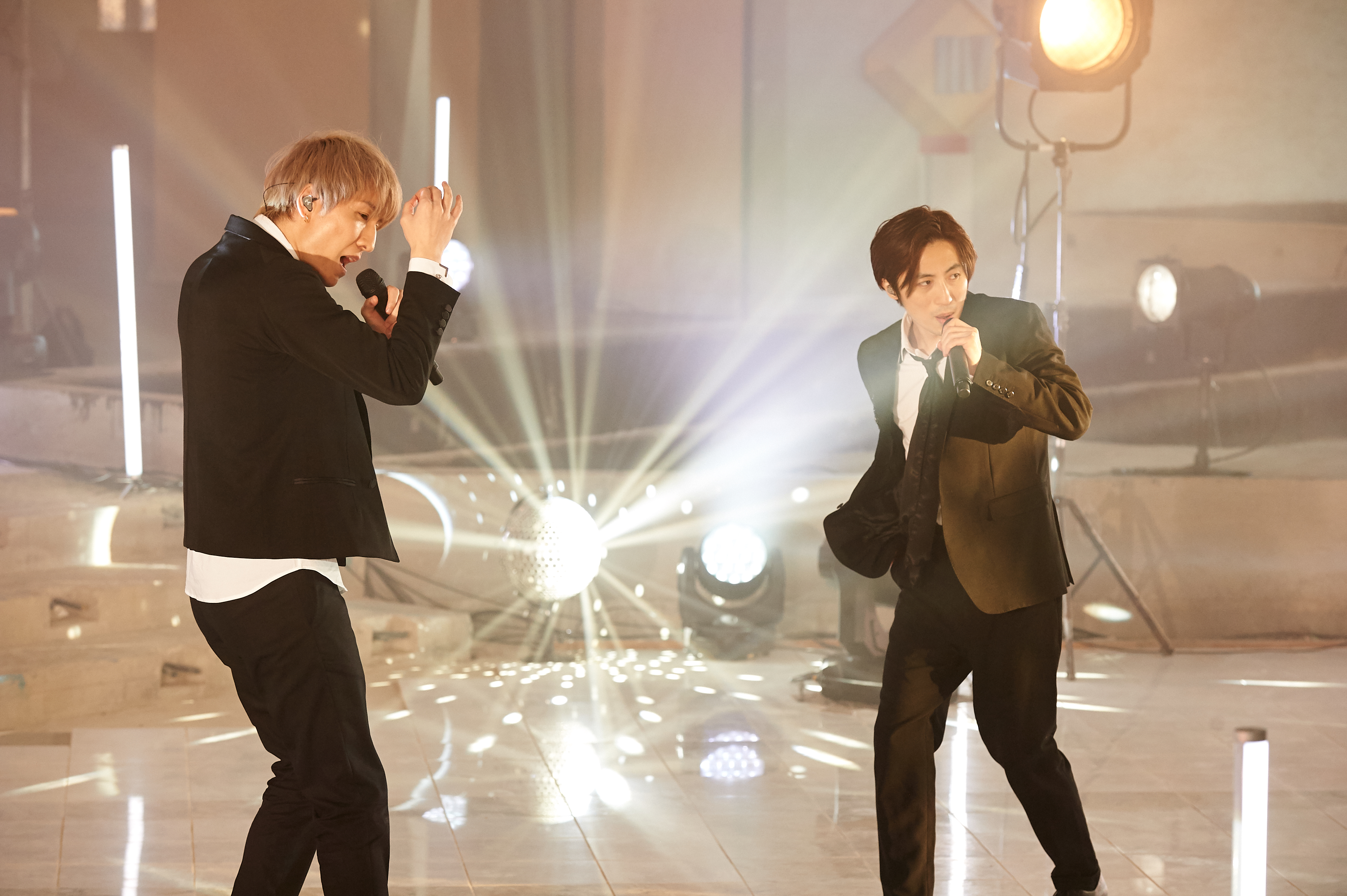 w-inds.12月將開線上演唱會,他們希望明年能親自來台會歌迷。(RISINGPRODUCTION 提供)