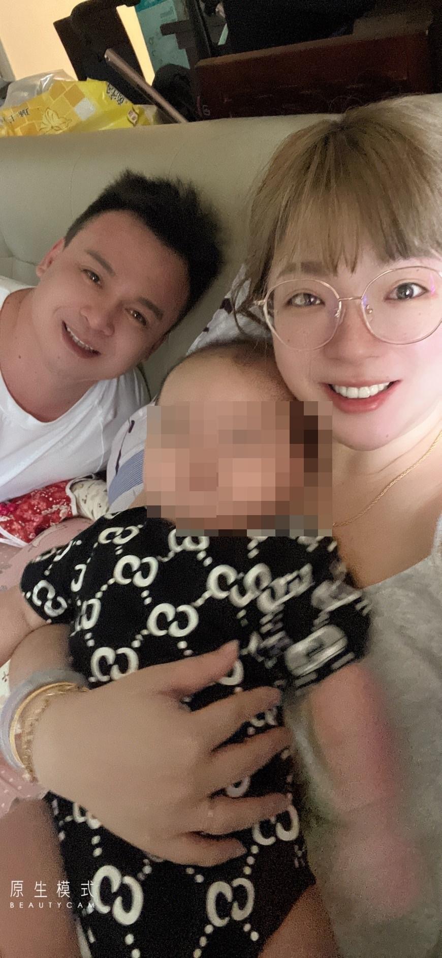 花媽經常一開播就是千人起跳，先生也經常出現在直播畫面裡。（翻攝自臉書Quella花媽嬰幼直播）
