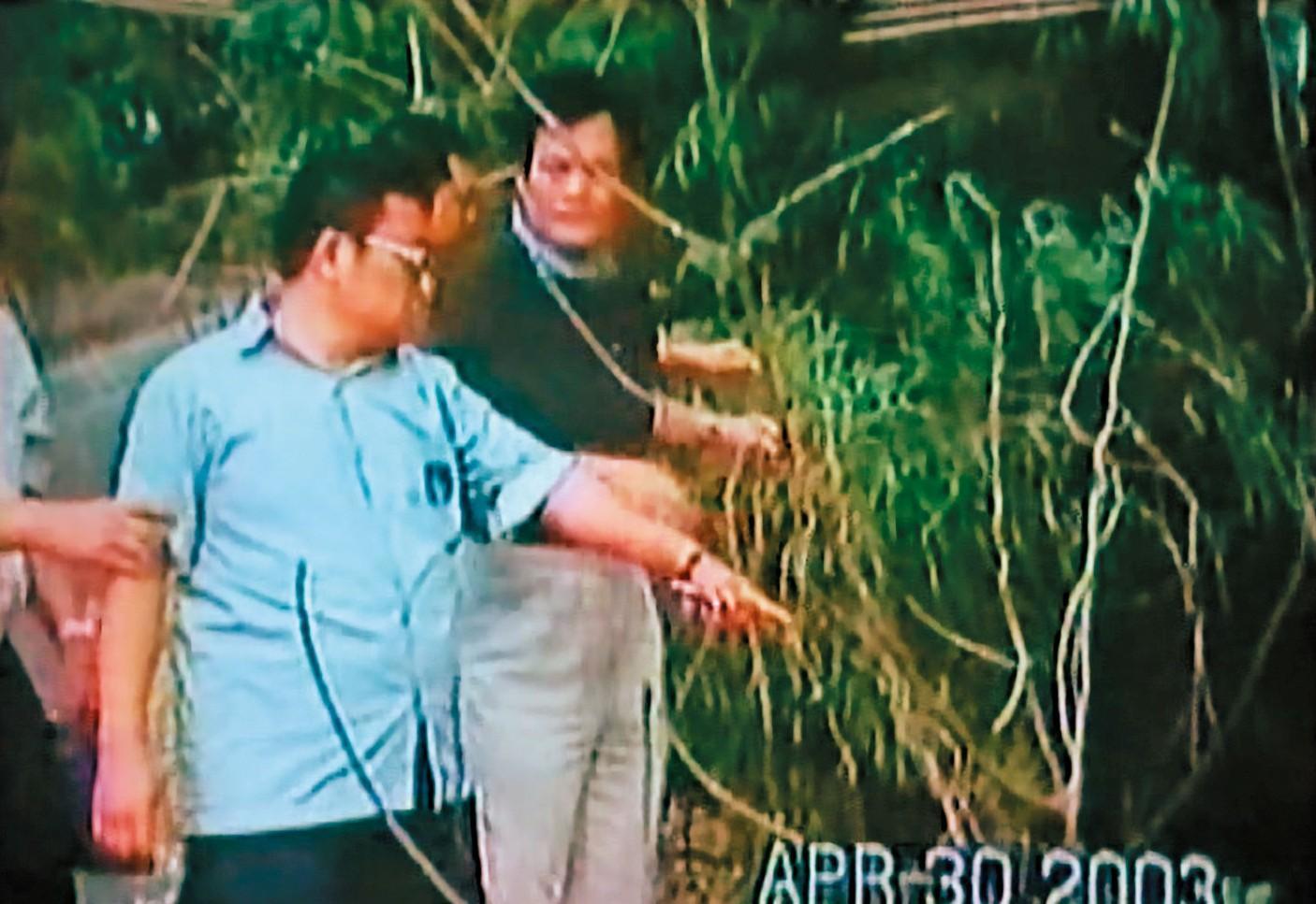 歐陽榕(左)在死者頭七當天,坦承殺人,並帶警方尋找屍袋。(東森新聞提供)