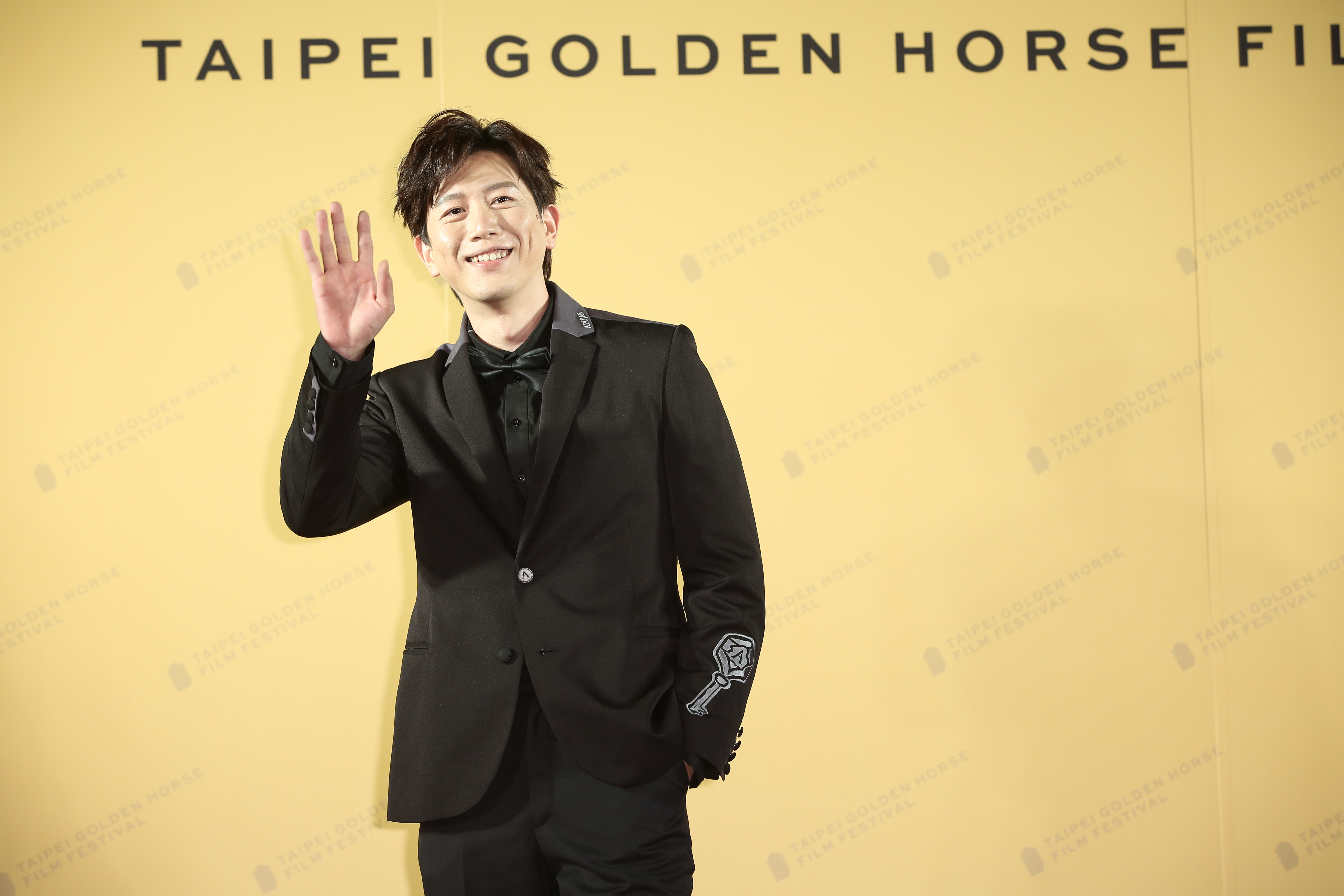 金馬影帝莫子儀以行動支持編導深入探討社會議題的勇氣。