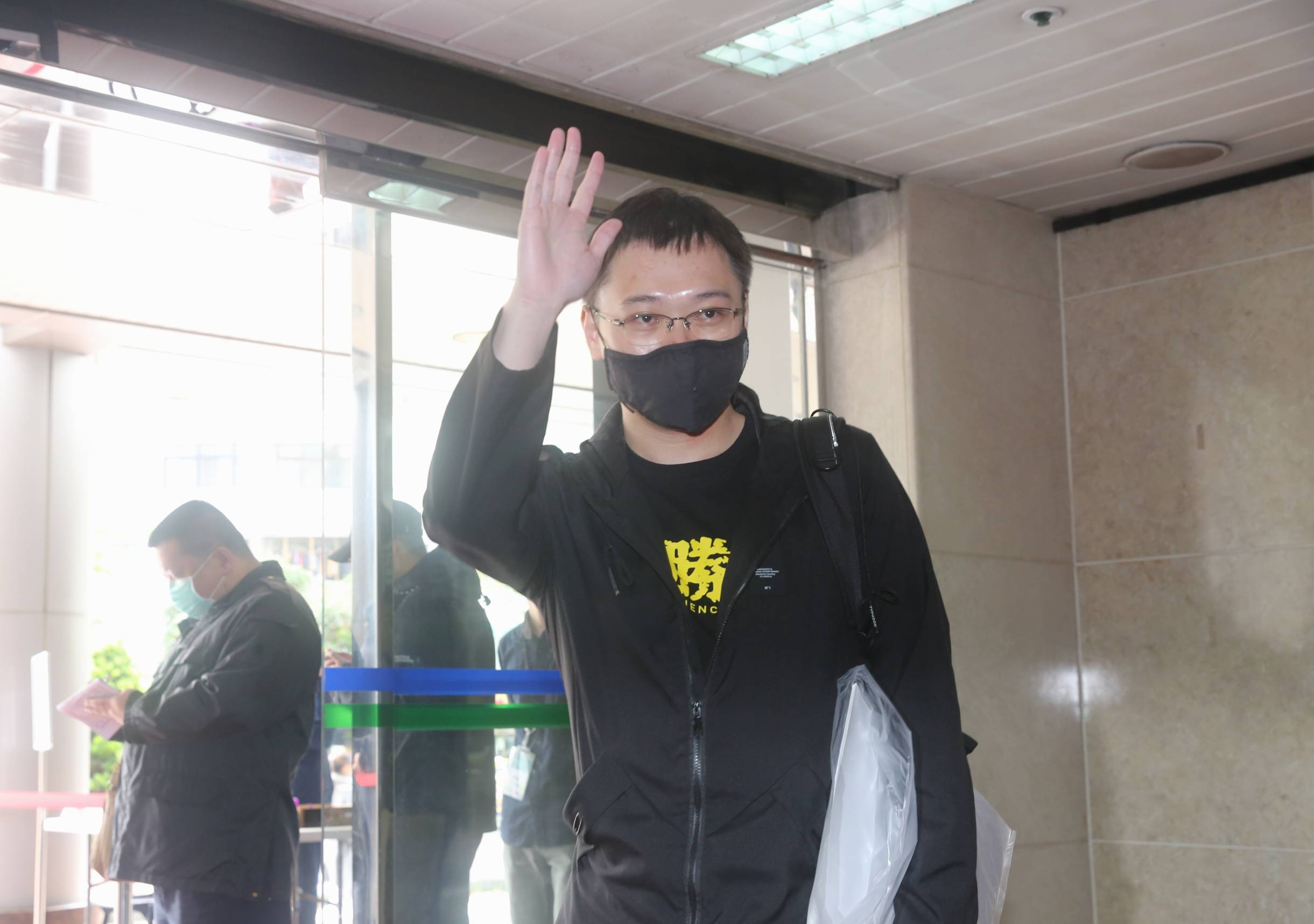 公投領銜人黃士修出席公投說明會。