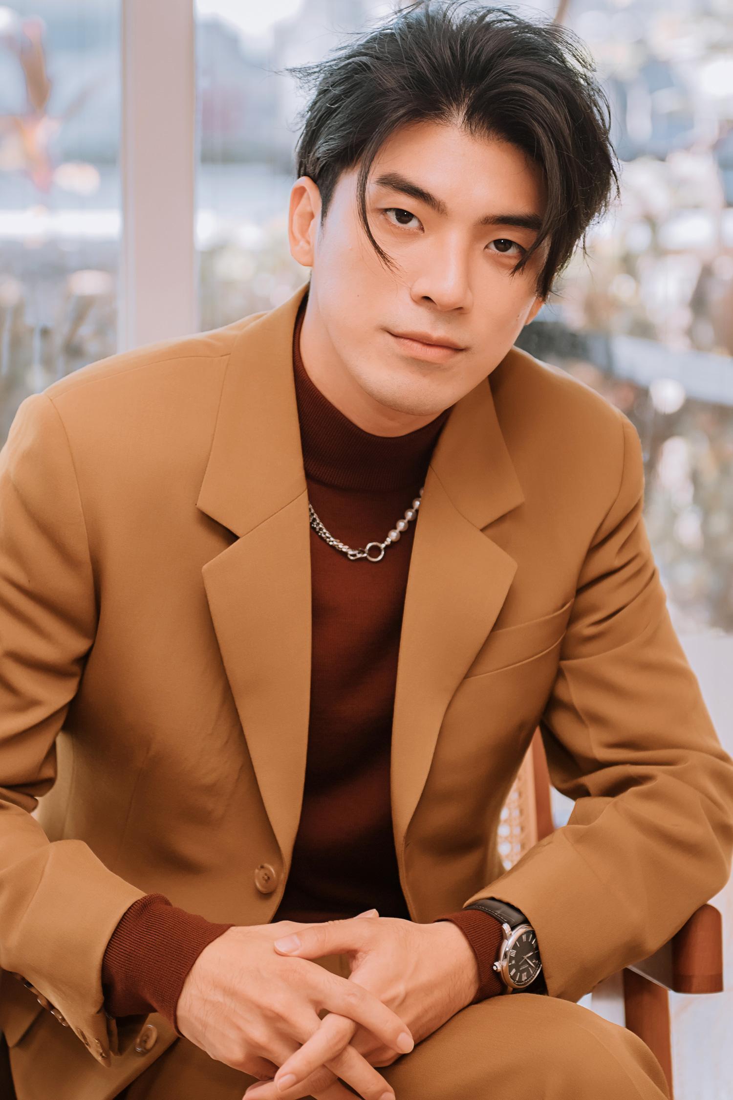 今年有多部電影參賽金馬的林哲熹,在《青春弒戀》飾演純情男小張,帥氣深情的模樣深獲好評。(LiTV、星泰國際娛樂提供)