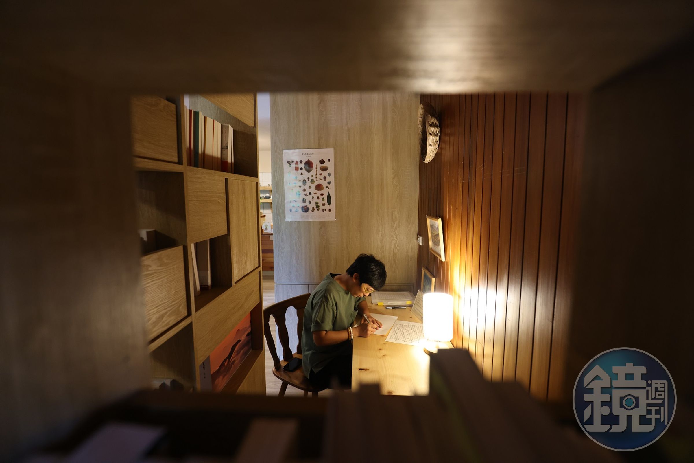 書苑內有專門供旅客抄寫《心經》的空間，可享受一人時光。
