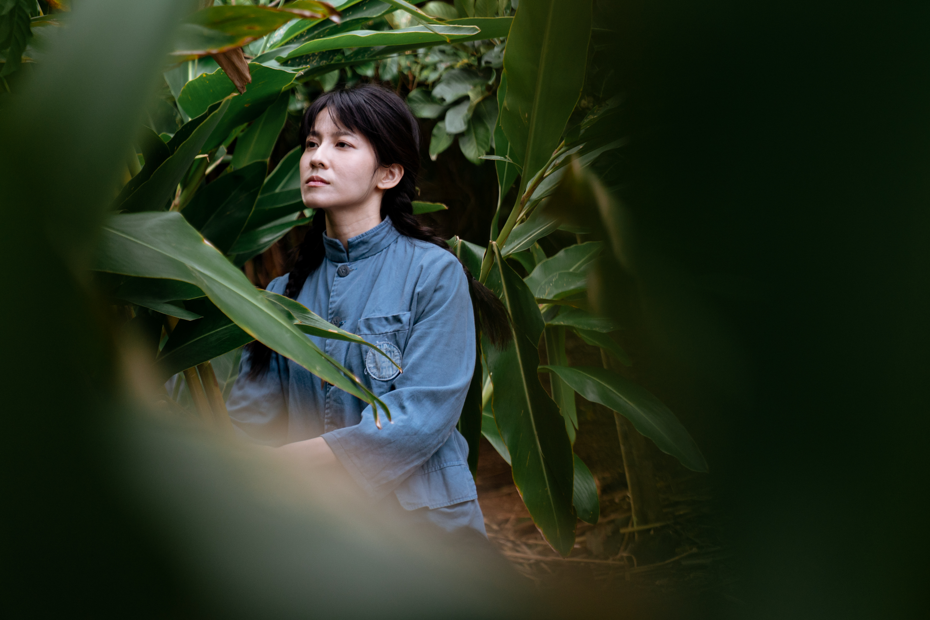 連俞涵的角色設定是台灣現代舞先驅蔡瑞月的獄中學生，舞姿引起高層管理者貪戀而陷入兩難，坦言角色考驗人性。（湠臺灣電影提供）