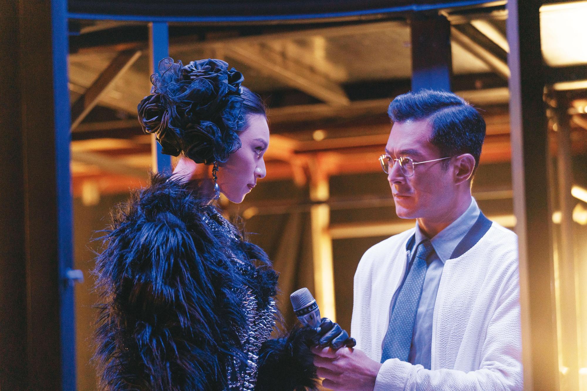 電影記述梅艷芳一生起跌,其中古天樂飾演的Eddie與梅艷芳間亦師亦友的感情特別動人。(索尼提供)
