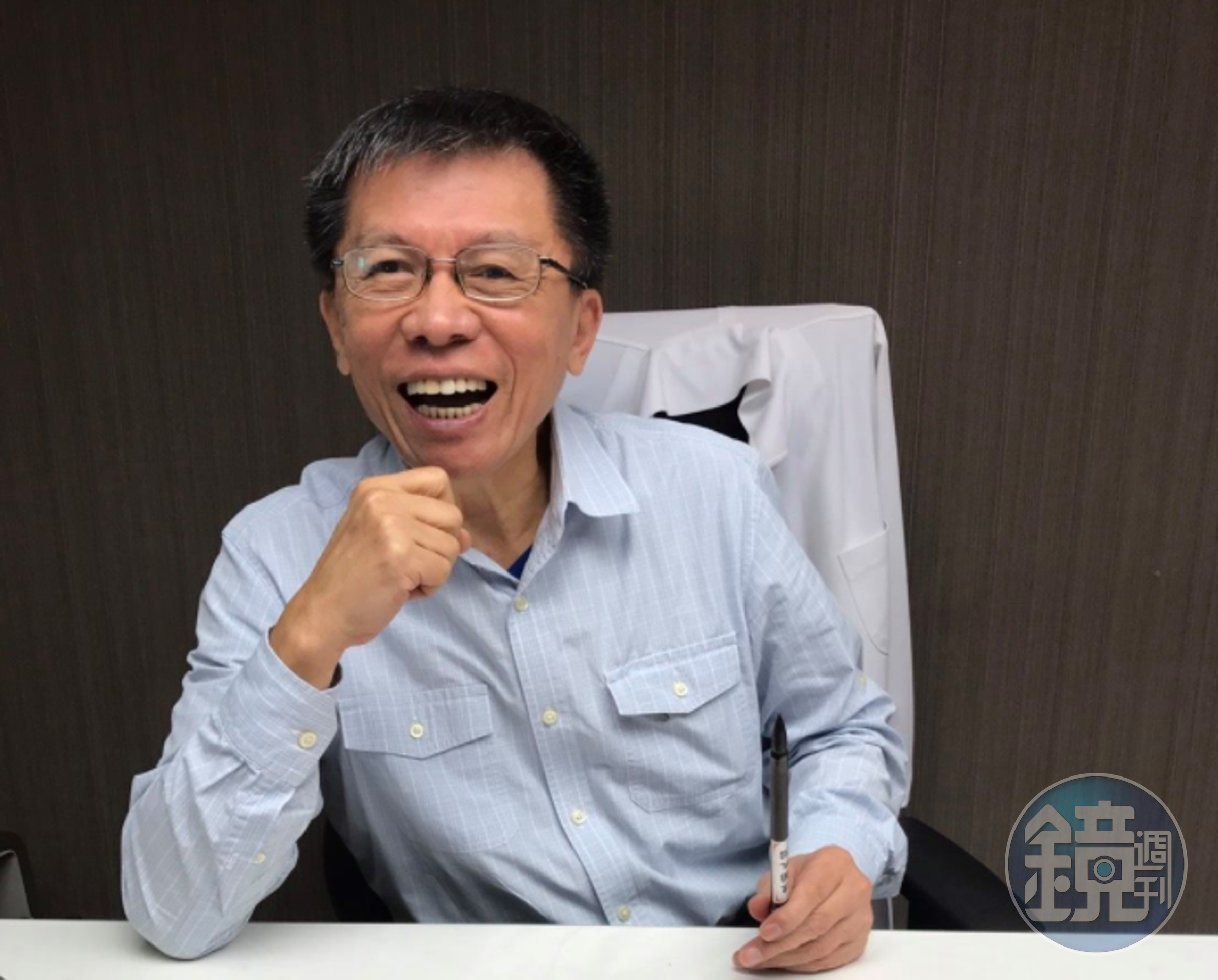 前立委沈富雄在臉書對於高端開放混打一事發表看法。（翻攝自沈富雄臉書）