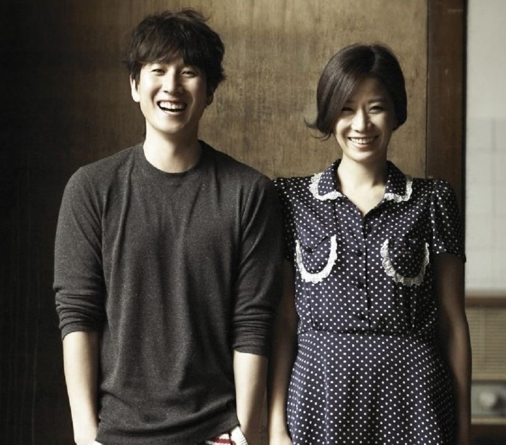 李善均與田慧振愛情長跑7年結婚，婚後育有兩個兒子，是韓國有名的明星夫妻。（網路圖片）