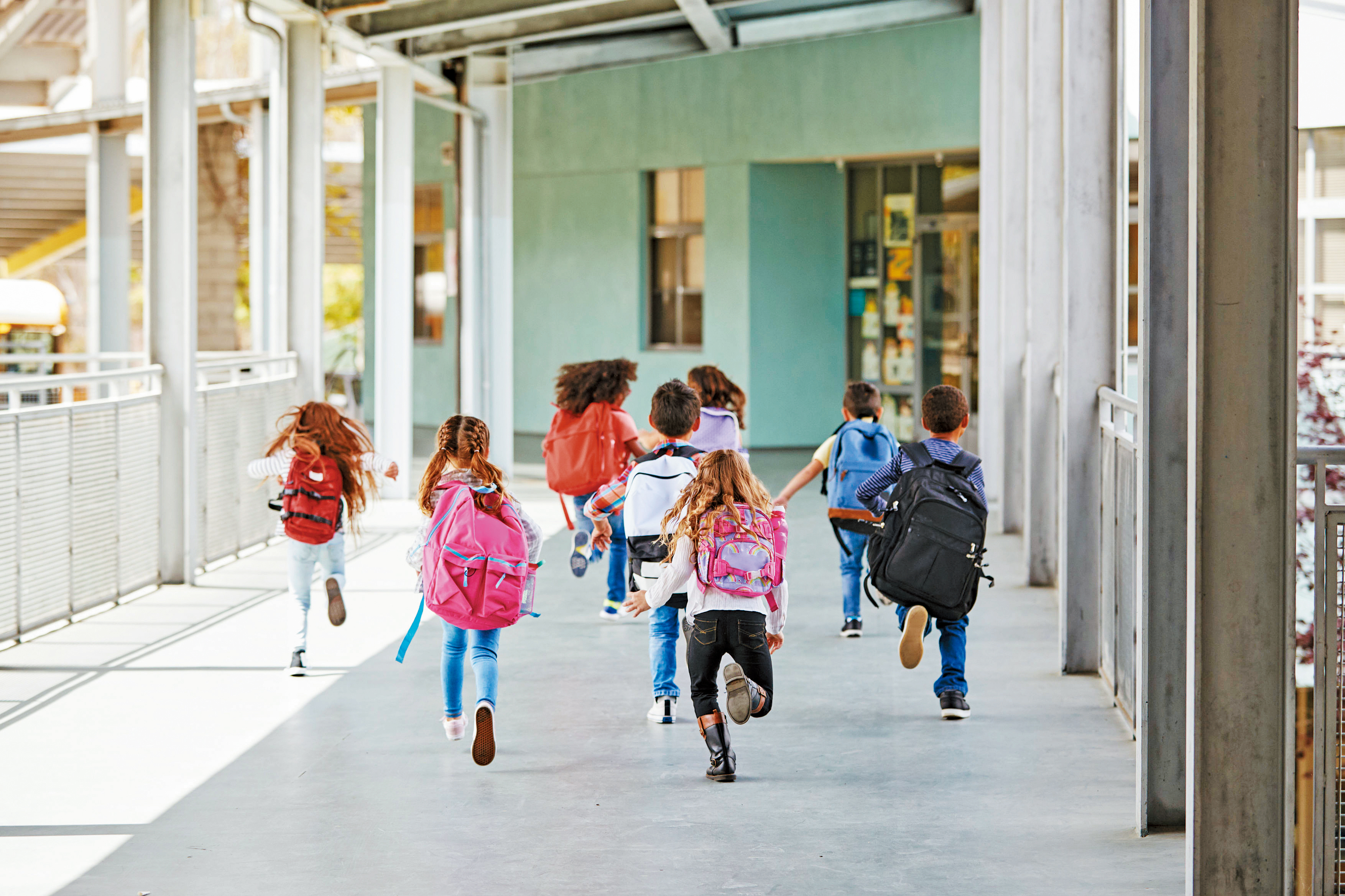 想進入外僑學校（圖）就讀的學生，必須擁有外國護照。圖為示意圖，非當事人就讀學校。（東方IC）