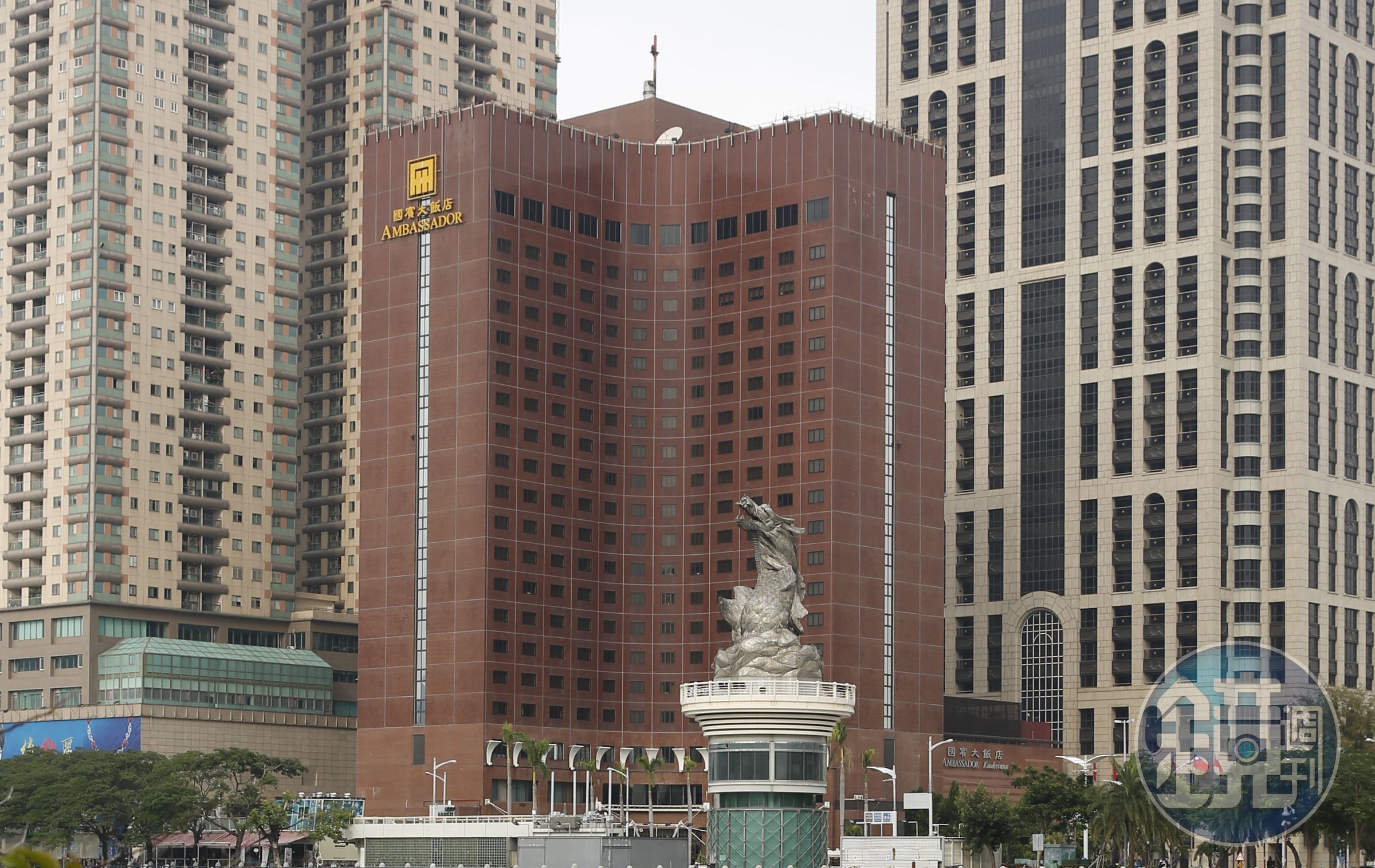 具有40年歷史的高雄國賓大飯店今宣布要在2024年改建為百億豪宅大案。