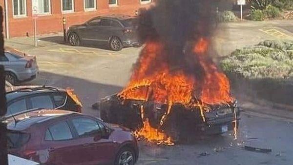 機智的計程車司機大衛臨危不亂,成功化解了一樁爆炸案事件。(翻攝Facebook募款網頁)