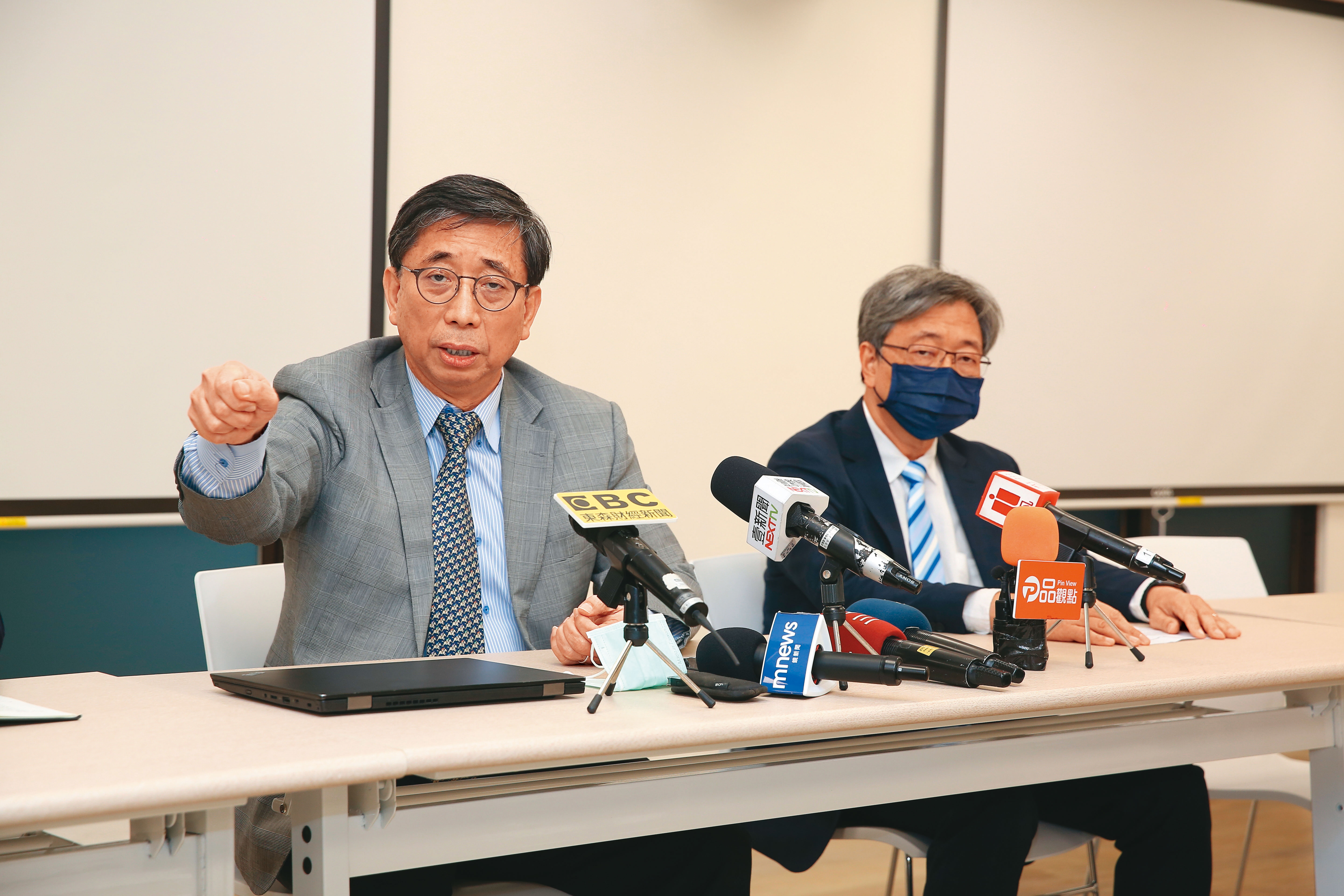 光洋科董座馬堅勇說,他才是正牌董事長。