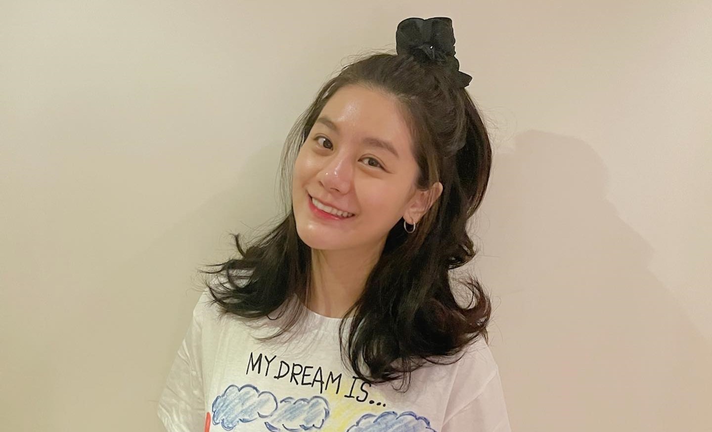 小蠻今年8月升級為人母。（翻攝小蠻臉書）