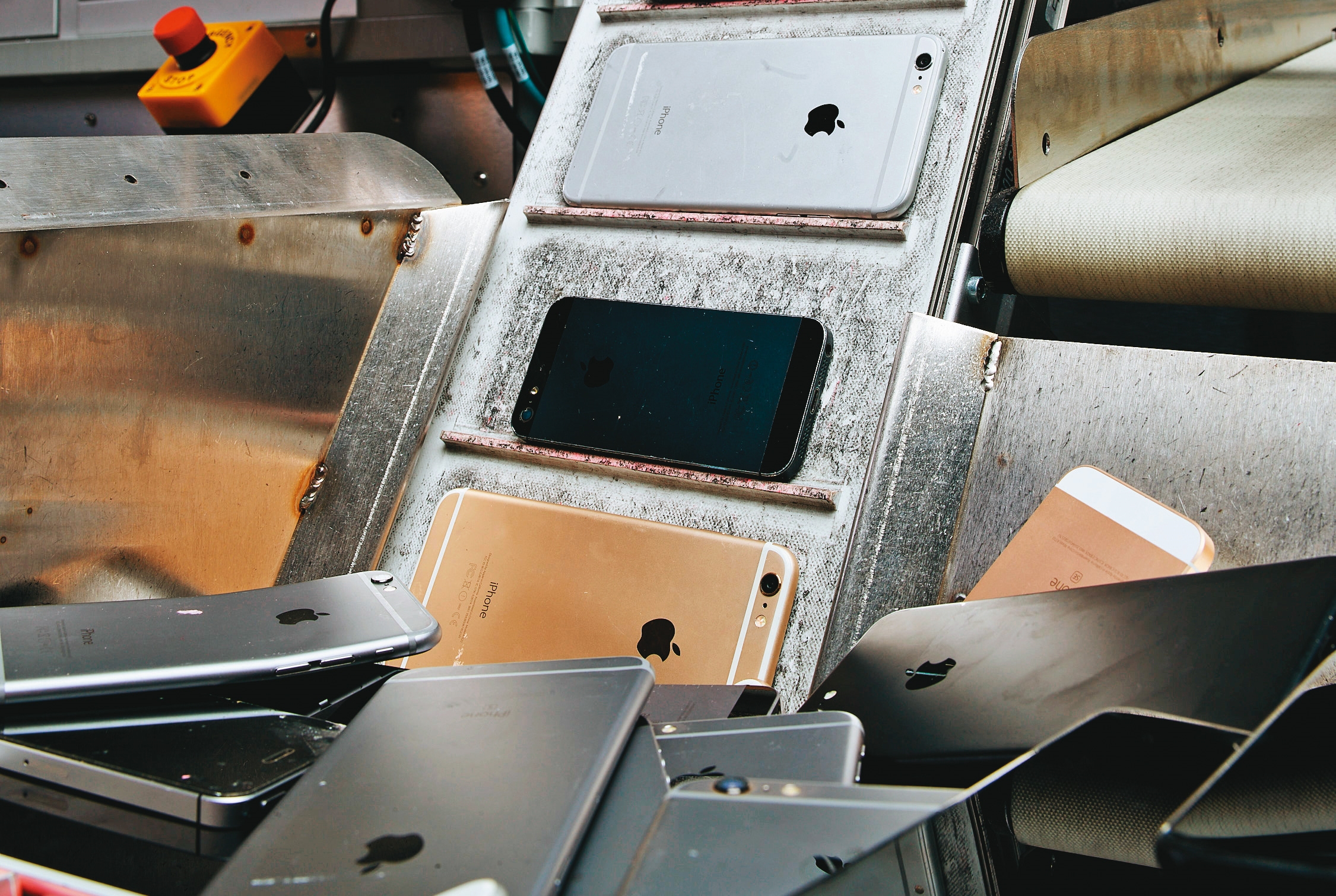 優勝奈米提倡的環保貴金屬處理流程獲Apple青睞，成Apple合格供應商。（翻攝蘋果官網）