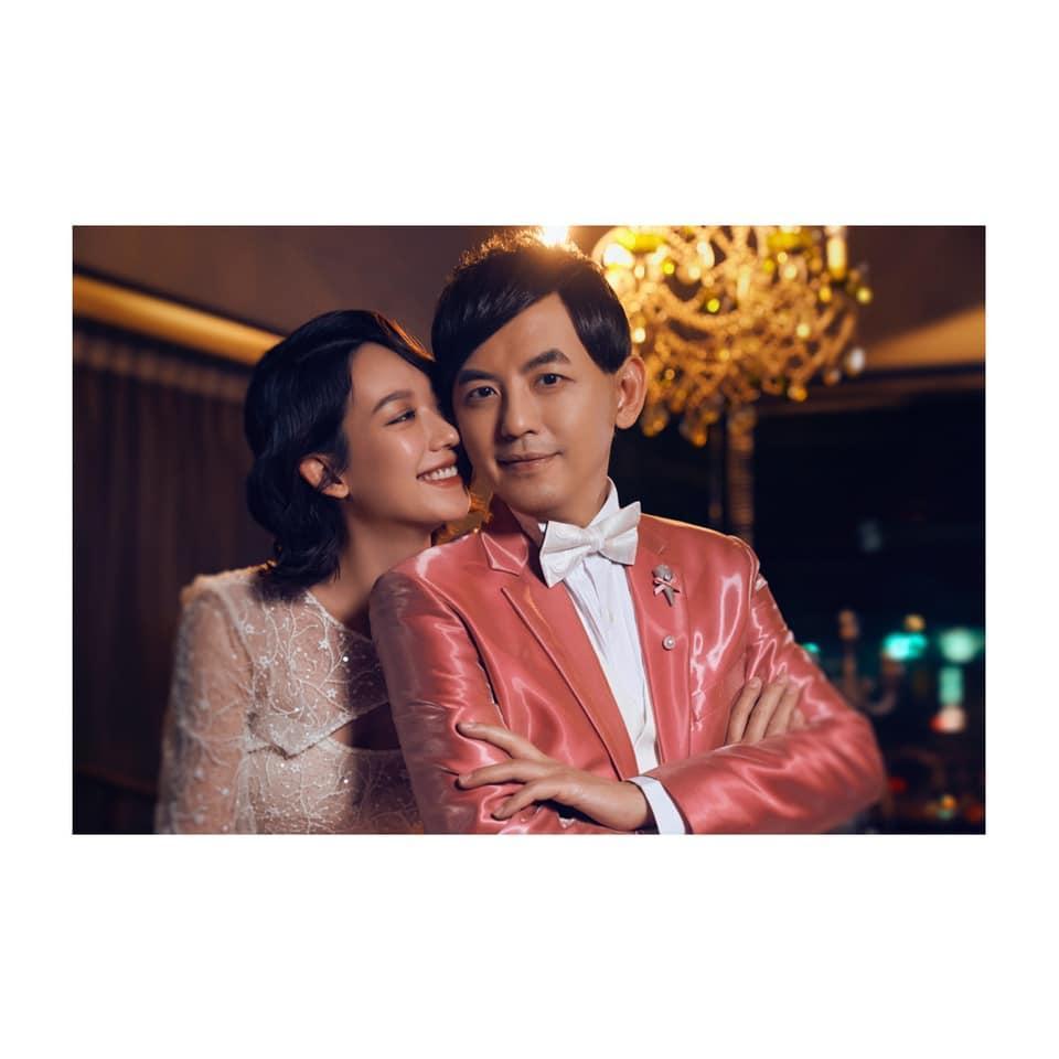 黃子佼與孟耿如愛情長跑7年,去年3月登記結婚。(翻攝自孟耿如臉書)