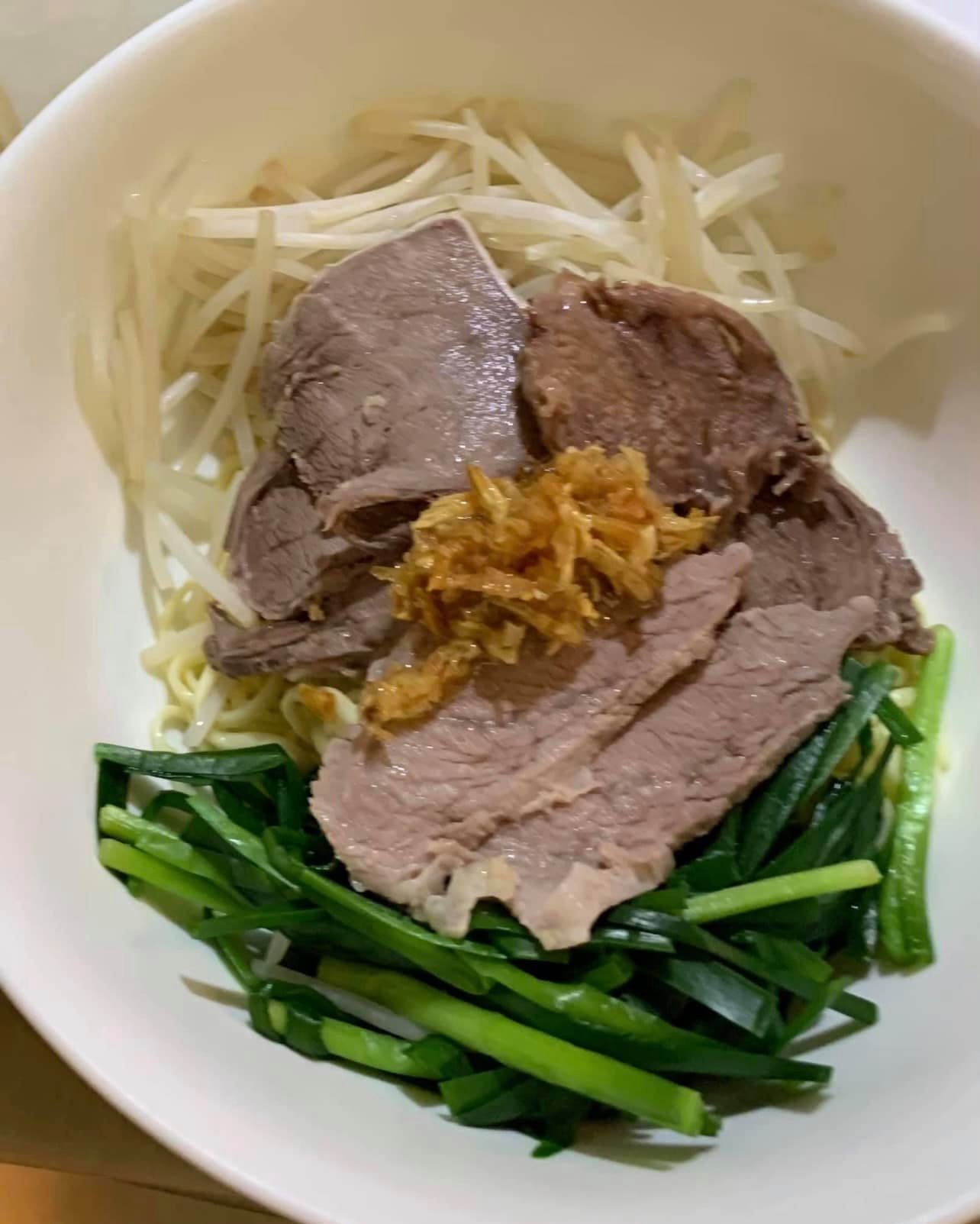 先排好再淋湯頭。
