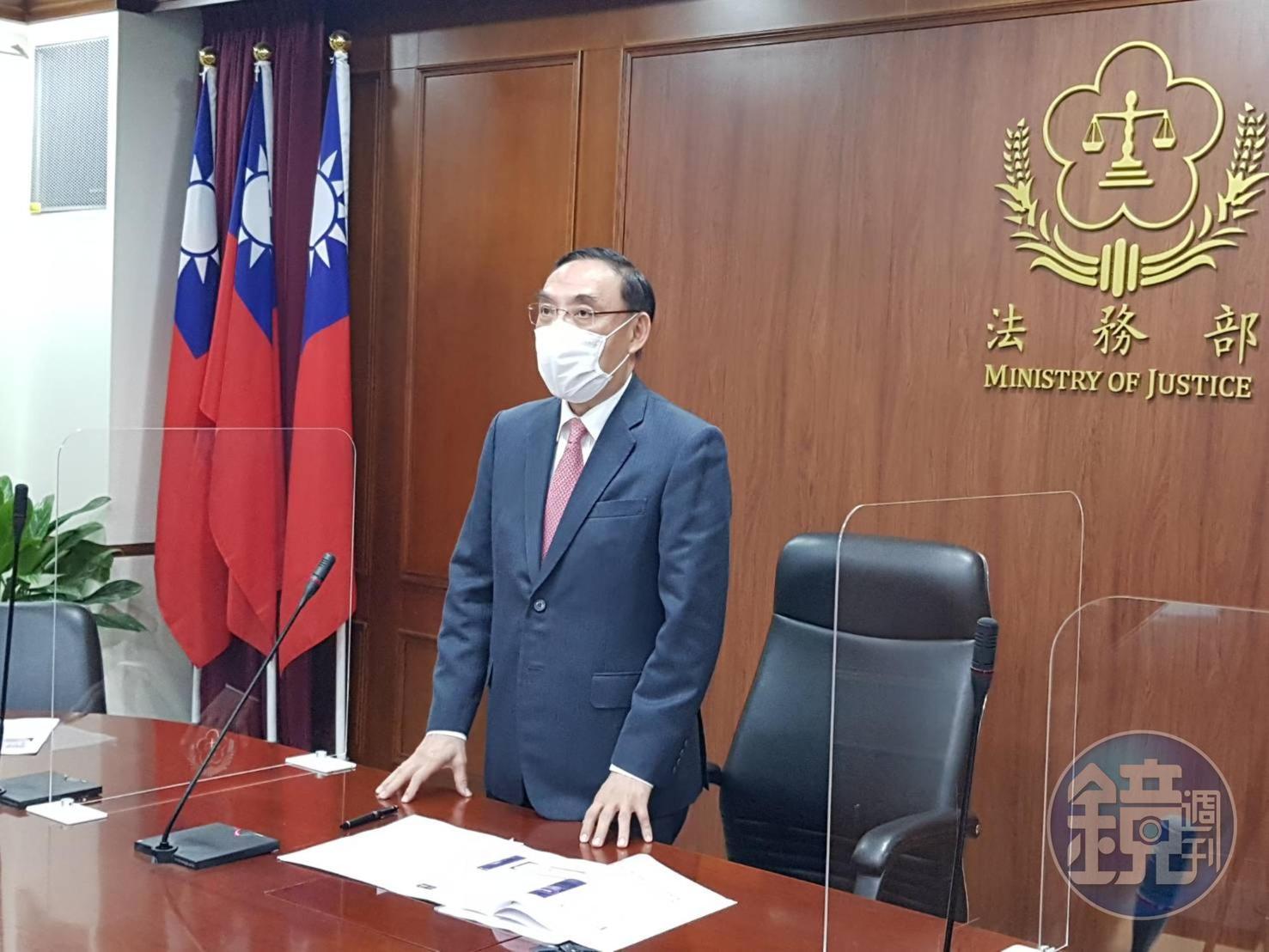 法務部火速修法重懲變臉軟體惡搞,部長蔡清祥火速提出修法草案,最重可囚7年。